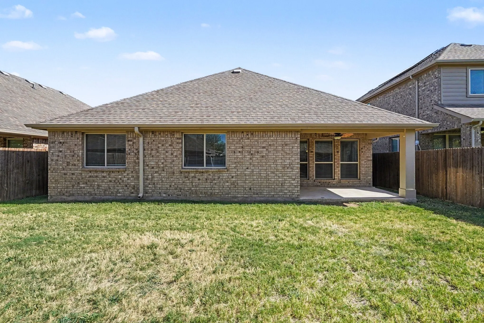 Single Family Residence For Sale in Tarrant County , 4148 Mountain Meadow Road, Fort Worth, Texas 76036, 4 Bedroom, 2 Bathroom, 2 Garage spaces, 2,046 Sqft, built in 2019, mls#21342130, Real Estate Agent in Fort Worth, Homes For Sale in Tarrant county, Homes For Sale in Fort Worth, Realtor in Fort Worth Texas, Real Estate Brokerage Independent Realty Texas, Luminita Cordes Realtor