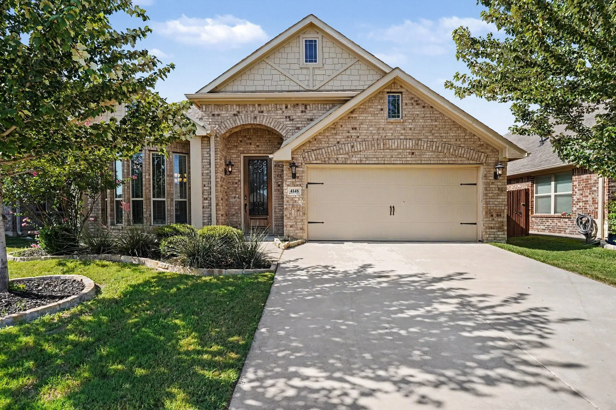 Single Family Residence For Sale in Tarrant County , 4148 Mountain Meadow Road, Fort Worth, Texas 76036, 4 Bedroom, 2 Bathroom, 2 Garage spaces, 2,046 Sqft, built in 2019, mls#21342130, Real Estate Agent in Fort Worth, Homes For Sale in Tarrant county, Homes For Sale in Fort Worth, Realtor in Fort Worth Texas, Real Estate Brokerage Independent Realty Texas, Luminita Cordes Realtor