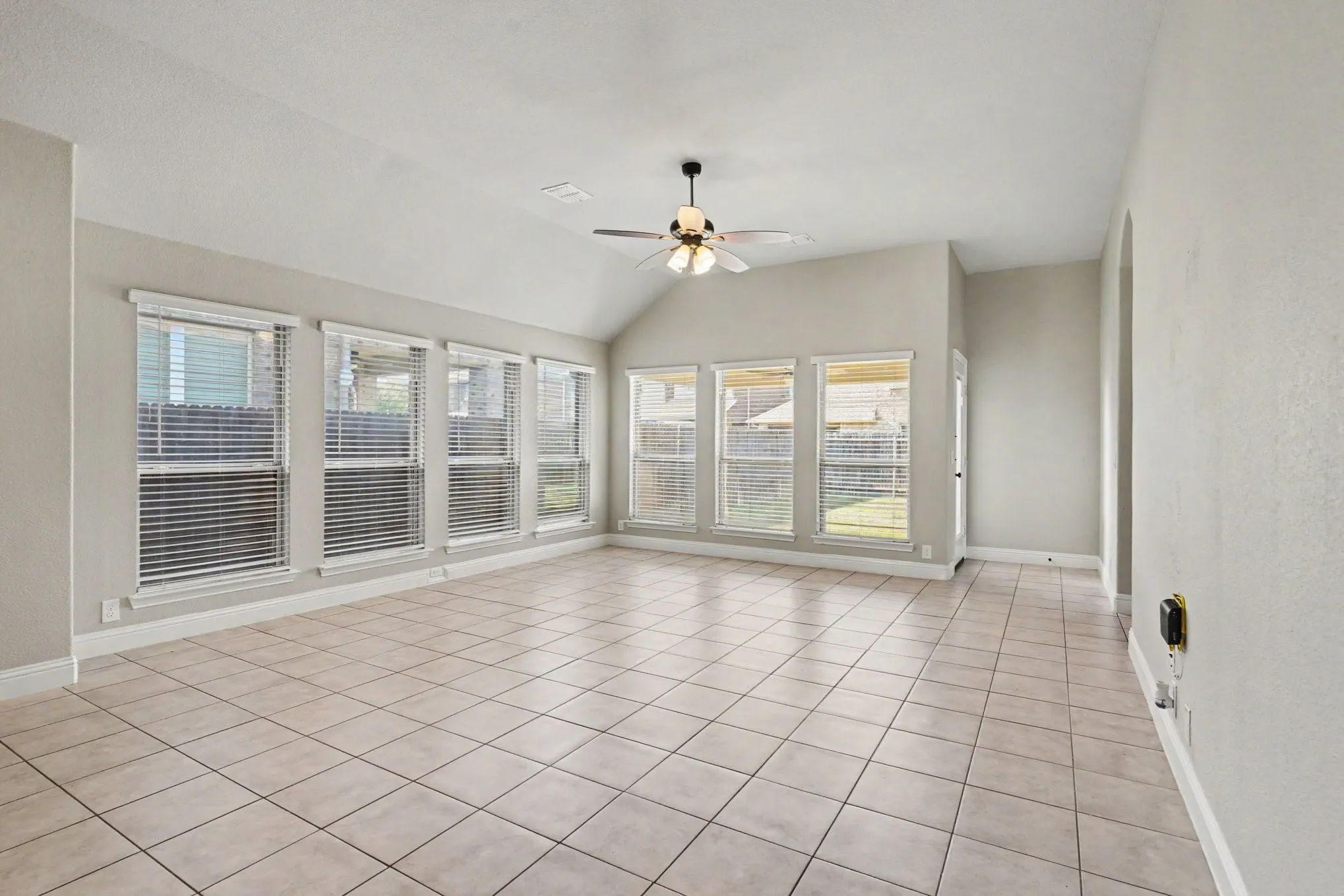 Single Family Residence For Sale in Tarrant County , 4148 Mountain Meadow Road, Fort Worth, Texas 76036, 4 Bedroom, 2 Bathroom, 2 Garage spaces, 2,046 Sqft, built in 2019, mls#21342130, Real Estate Agent in Fort Worth, Homes For Sale in Tarrant county, Homes For Sale in Fort Worth, Realtor in Fort Worth Texas, Real Estate Brokerage Independent Realty Texas, Luminita Cordes Realtor