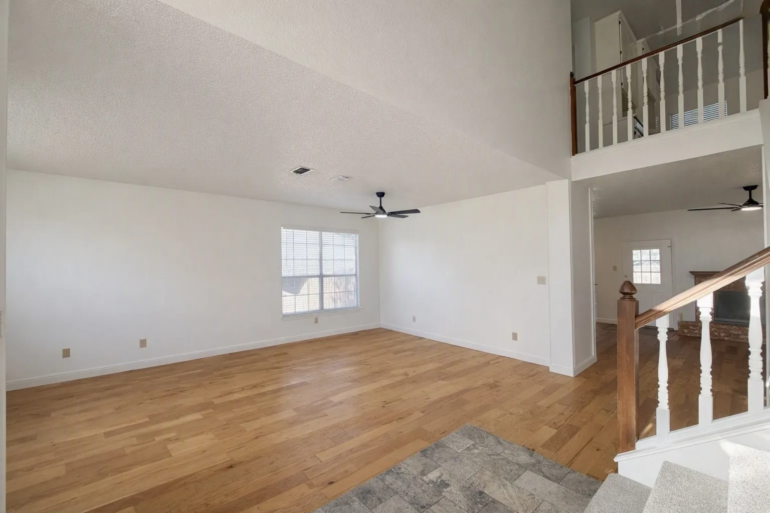Single Family Residence For Sale in Tarrant County , 7904 Ember Oaks Drive, North Richland Hills, Texas 76182, 4 Bedroom, 3 Bathroom, 2 Garage spaces, 2,829 Sqft, built in 1989, mls#21345293, Real Estate Agent in North Richland Hills, Homes For Sale in Tarrant county, Homes For Sale in North Richland Hills, Realtor in North Richland Hills Texas, Real Estate Brokerage Independent Realty Texas, Luminita Cordes Realtor