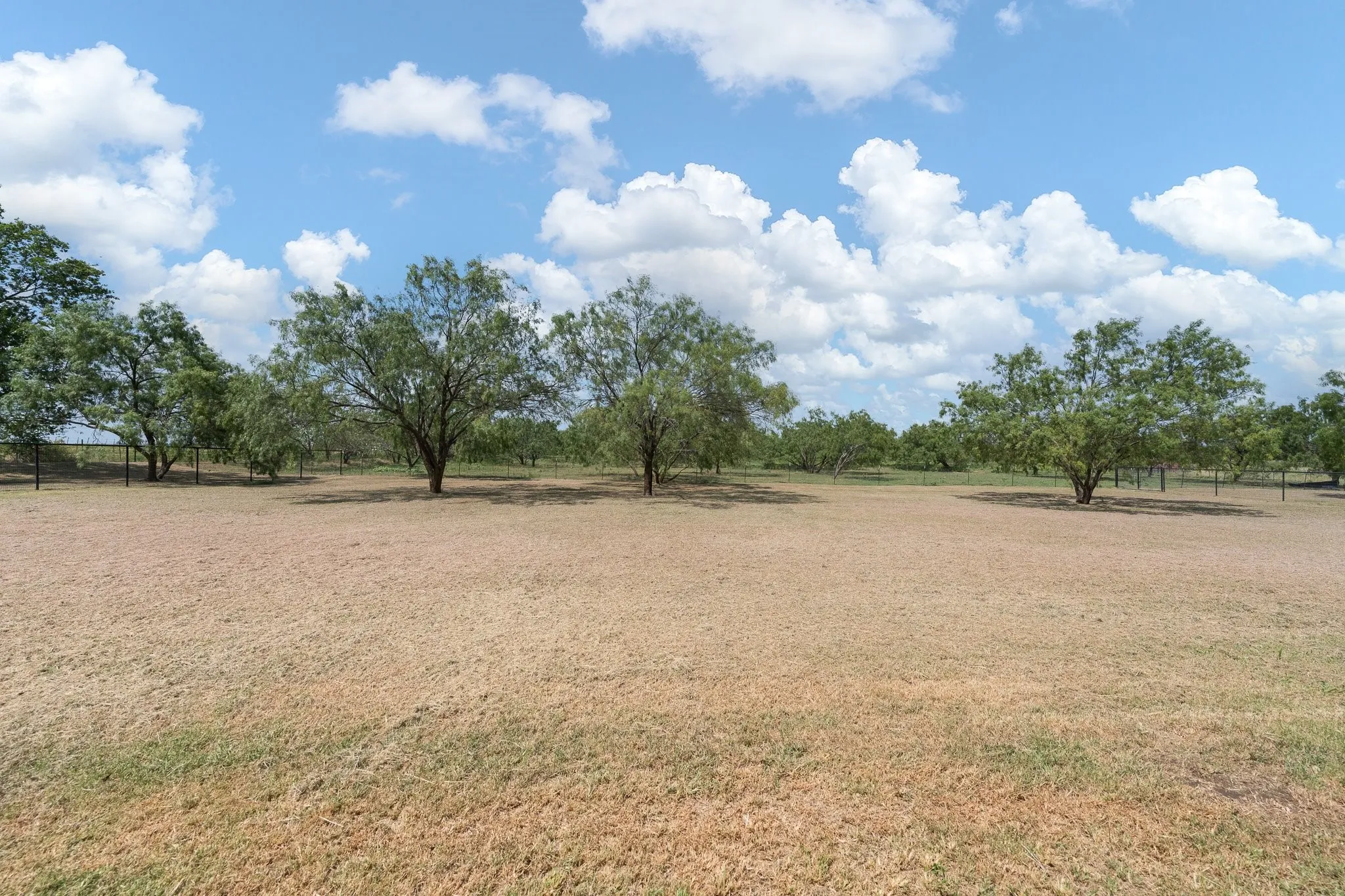 Single Family Residence For Sale in Johnson County , 8868 County Road 1205, Grandview, Texas 76050, 3 Bedroom, 2 Bathroom, 2 Garage spaces, 1,793 Sqft, built in 2019, mls#21345346, Real Estate Agent in Grandview, Homes For Sale in Johnson county, Homes For Sale in Grandview, Realtor in Grandview Texas, Real Estate Brokerage Independent Realty Texas, Luminita Cordes Realtor