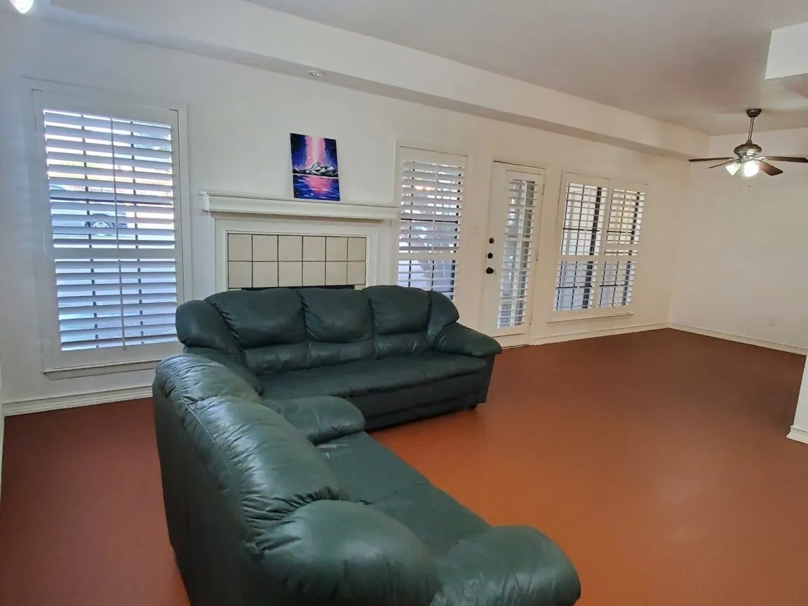 Condominium For Sale in Collin County , 3100 Devonshire Drive 112, Plano, Texas 75075, 2 Bedroom, 2 Bathroom, Garage spaces, 1,049 Sqft, built in 1984, mls#21344451, Real Estate Agent in Plano, Homes For Sale in Collin county, Homes For Sale in Plano, Realtor in Plano Texas, Real Estate Brokerage Independent Realty Texas, Luminita Cordes Realtor