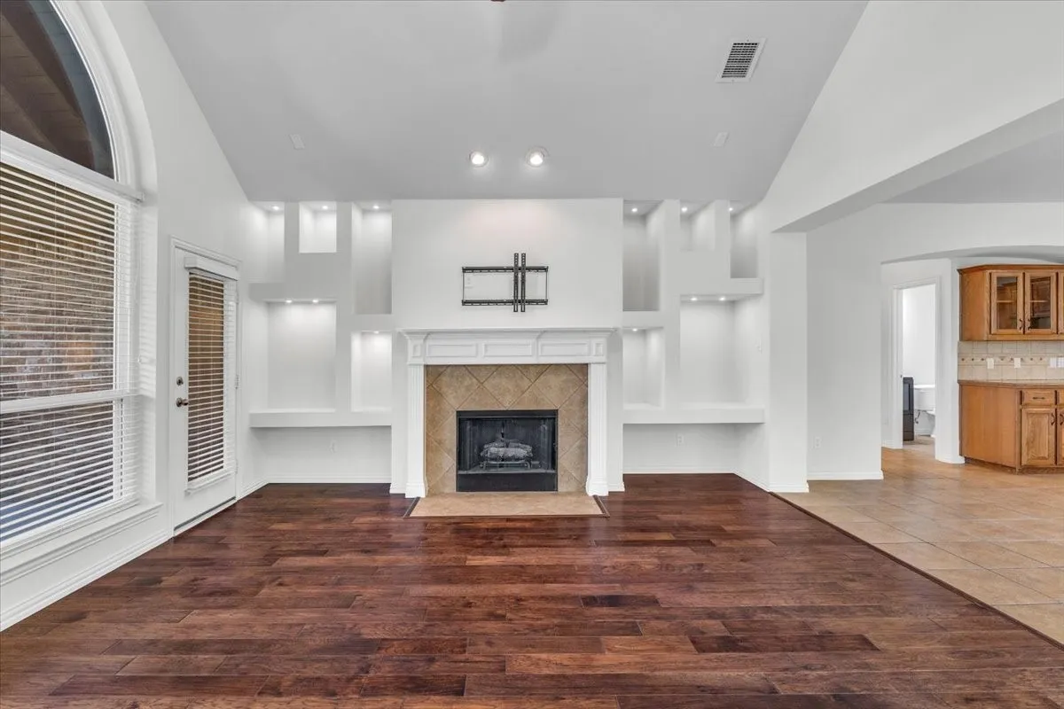 Single Family Residence For Sale in Collin County , 6421 Double Creek Road, Frisco, Texas 75035, 4 Bedroom, 4 Bathroom, 2 Garage spaces, 3,134 Sqft, built in 2002, mls#21345306, Real Estate Agent in Frisco, Homes For Sale in Collin county, Homes For Sale in Frisco, Realtor in Frisco Texas, Real Estate Brokerage Independent Realty Texas, Luminita Cordes Realtor