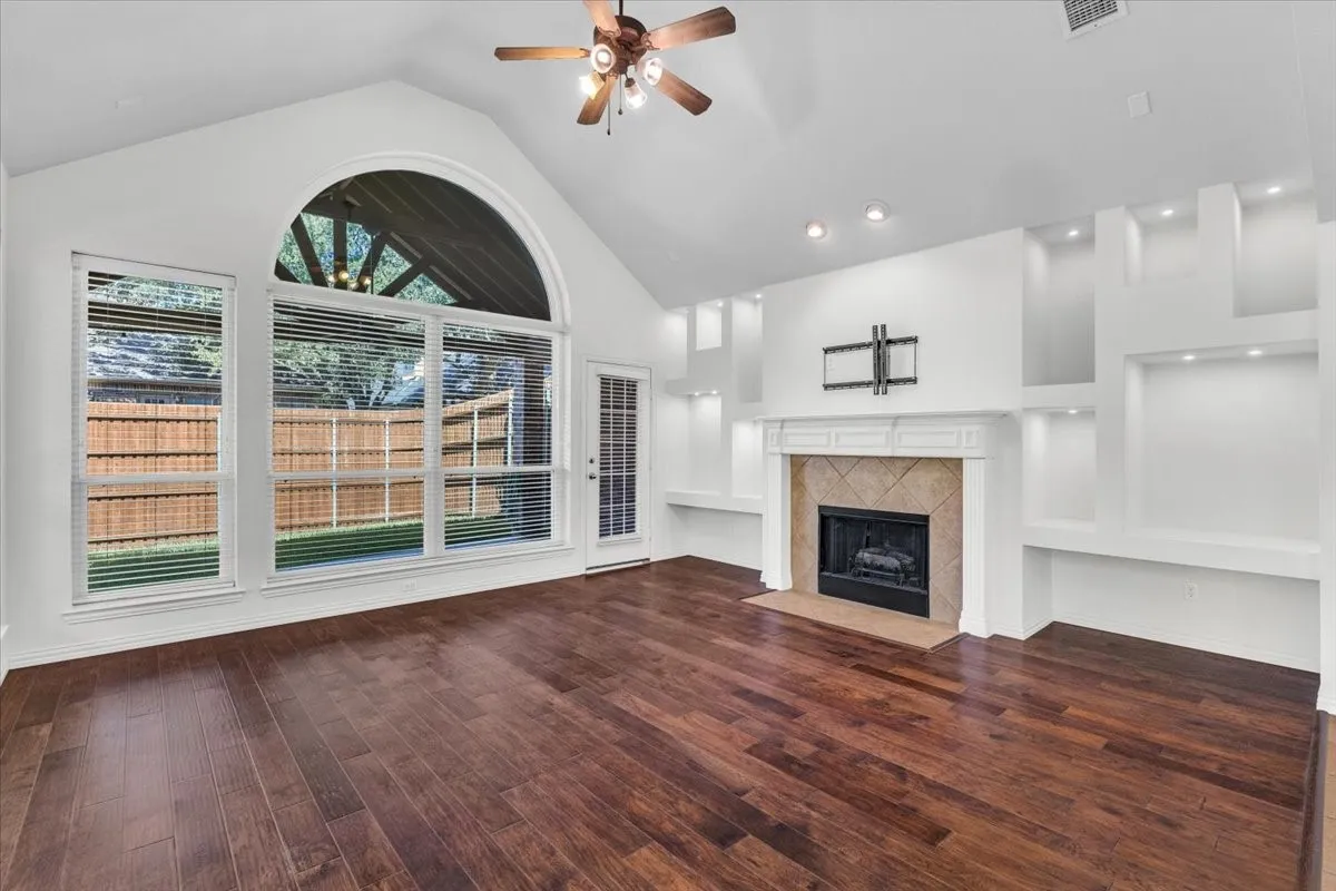 Single Family Residence For Sale in Collin County , 6421 Double Creek Road, Frisco, Texas 75035, 4 Bedroom, 4 Bathroom, 2 Garage spaces, 3,134 Sqft, built in 2002, mls#21345306, Real Estate Agent in Frisco, Homes For Sale in Collin county, Homes For Sale in Frisco, Realtor in Frisco Texas, Real Estate Brokerage Independent Realty Texas, Luminita Cordes Realtor