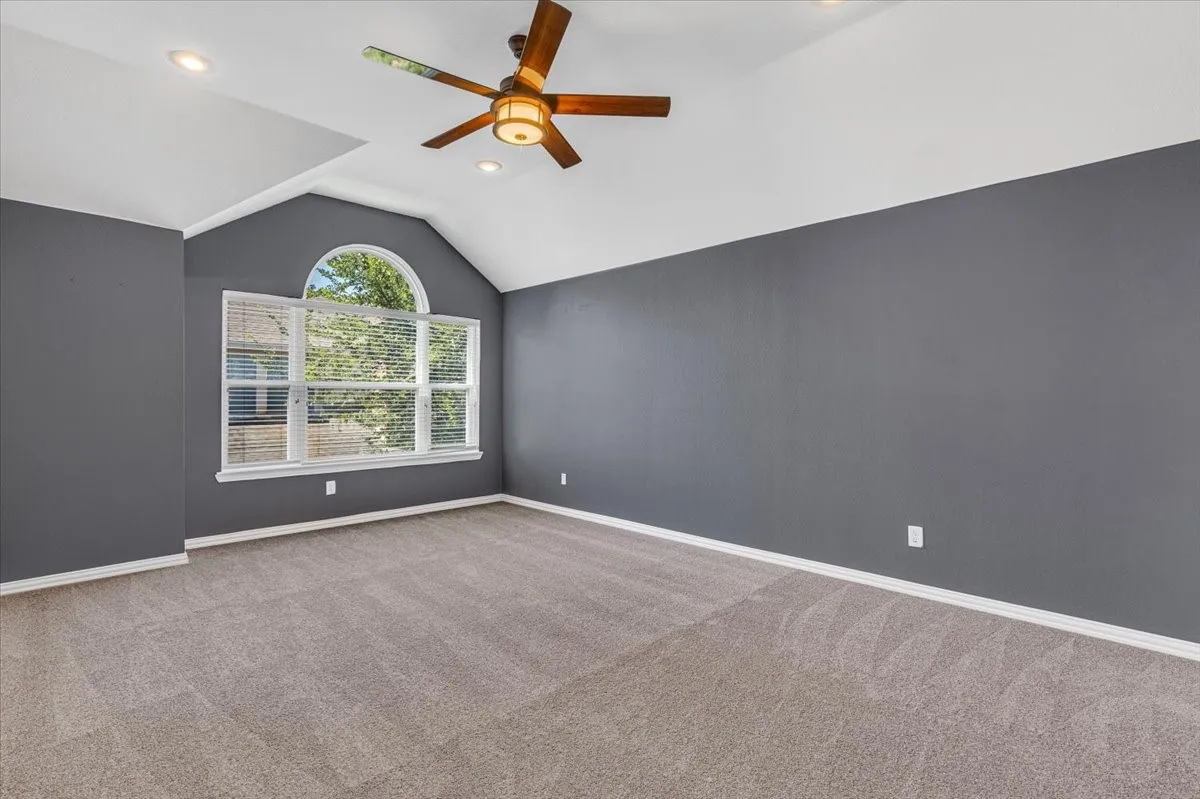 Single Family Residence For Sale in Collin County , 6421 Double Creek Road, Frisco, Texas 75035, 4 Bedroom, 4 Bathroom, 2 Garage spaces, 3,134 Sqft, built in 2002, mls#21345306, Real Estate Agent in Frisco, Homes For Sale in Collin county, Homes For Sale in Frisco, Realtor in Frisco Texas, Real Estate Brokerage Independent Realty Texas, Luminita Cordes Realtor