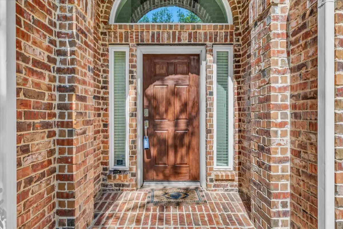 Single Family Residence For Sale in Collin County , 6421 Double Creek Road, Frisco, Texas 75035, 4 Bedroom, 4 Bathroom, 2 Garage spaces, 3,134 Sqft, built in 2002, mls#21345306, Real Estate Agent in Frisco, Homes For Sale in Collin county, Homes For Sale in Frisco, Realtor in Frisco Texas, Real Estate Brokerage Independent Realty Texas, Luminita Cordes Realtor