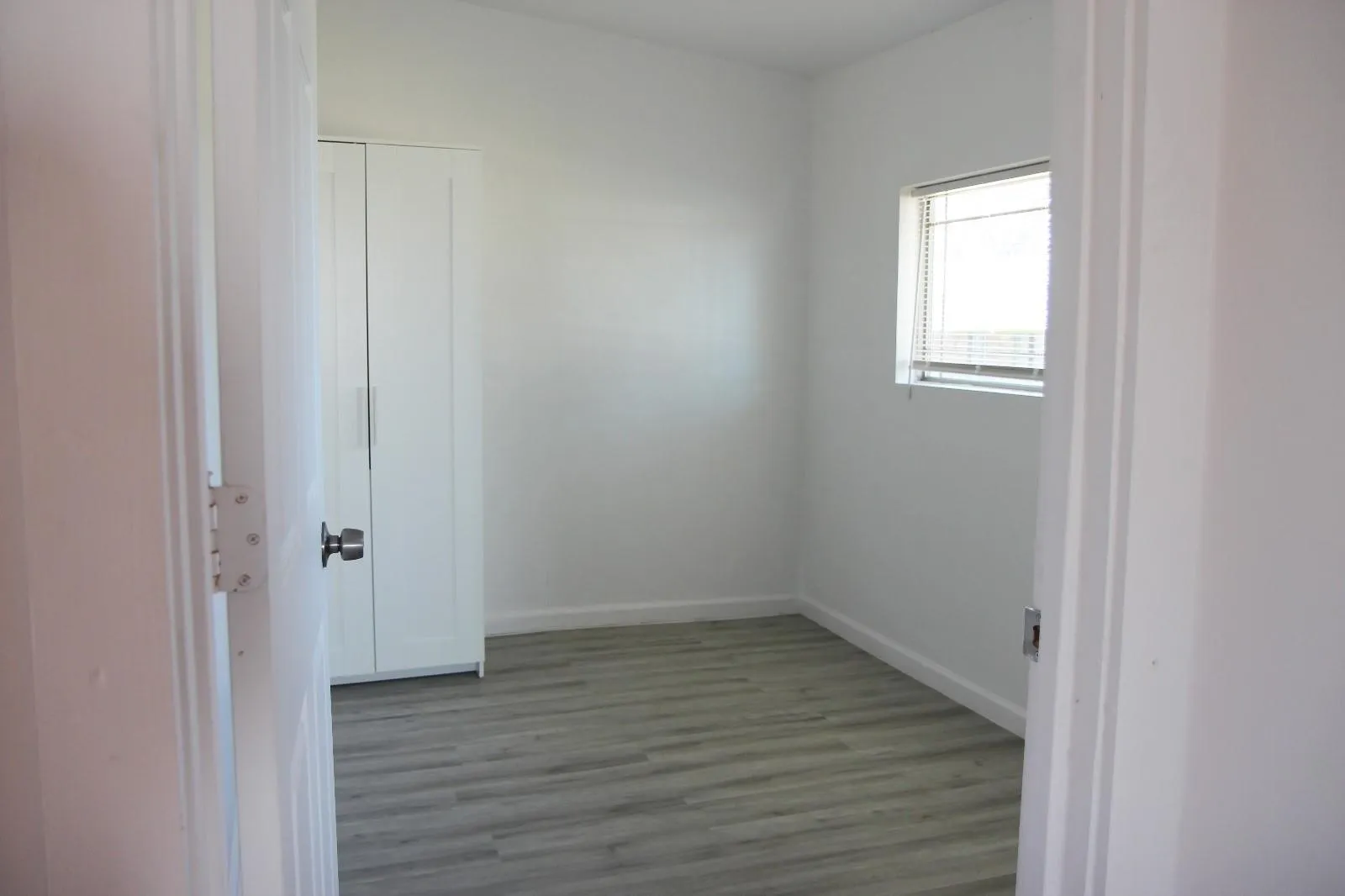 Quadruplex For Rent in Hunt County , 4405 Oneal Street 1, Greenville, Texas 75401, 2 Bedroom, 1 Bathroom, Garage spaces, 1,005 Sqft, built in 1970, Price $950, mls#21345377, Real Estate Agent in Greenville, Homes For Rent in Hunt county, Homes For Rent in Greenville, Realtor in Greenville Texas, Real Estate Brokerage Independent Realty Texas, Luminita Cordes Realtor