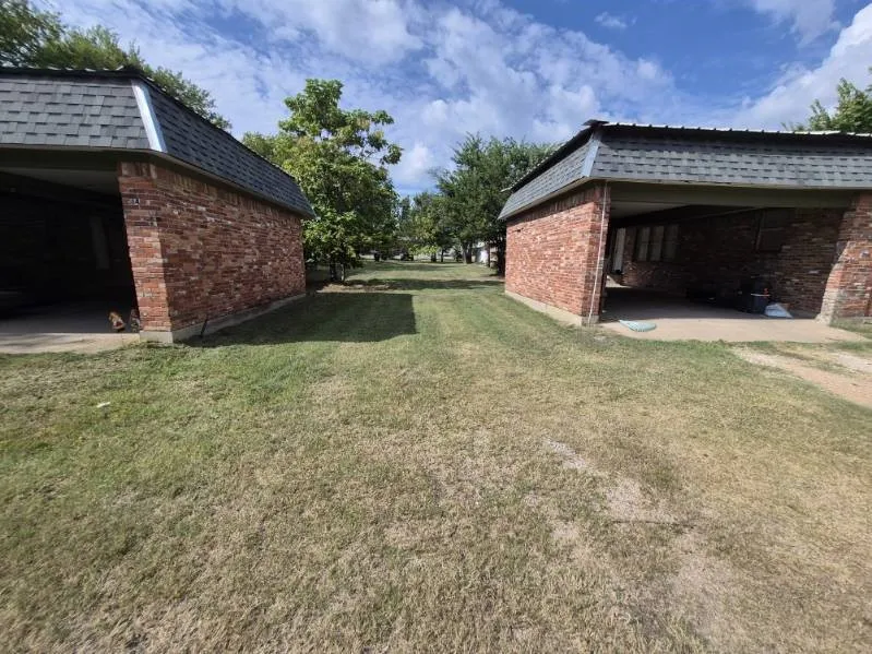 Quadruplex For Rent in Hunt County , 4405 Oneal Street 1, Greenville, Texas 75401, 2 Bedroom, 1 Bathroom, Garage spaces, 1,005 Sqft, built in 1970, Price $950, mls#21345377, Real Estate Agent in Greenville, Homes For Rent in Hunt county, Homes For Rent in Greenville, Realtor in Greenville Texas, Real Estate Brokerage Independent Realty Texas, Luminita Cordes Realtor
