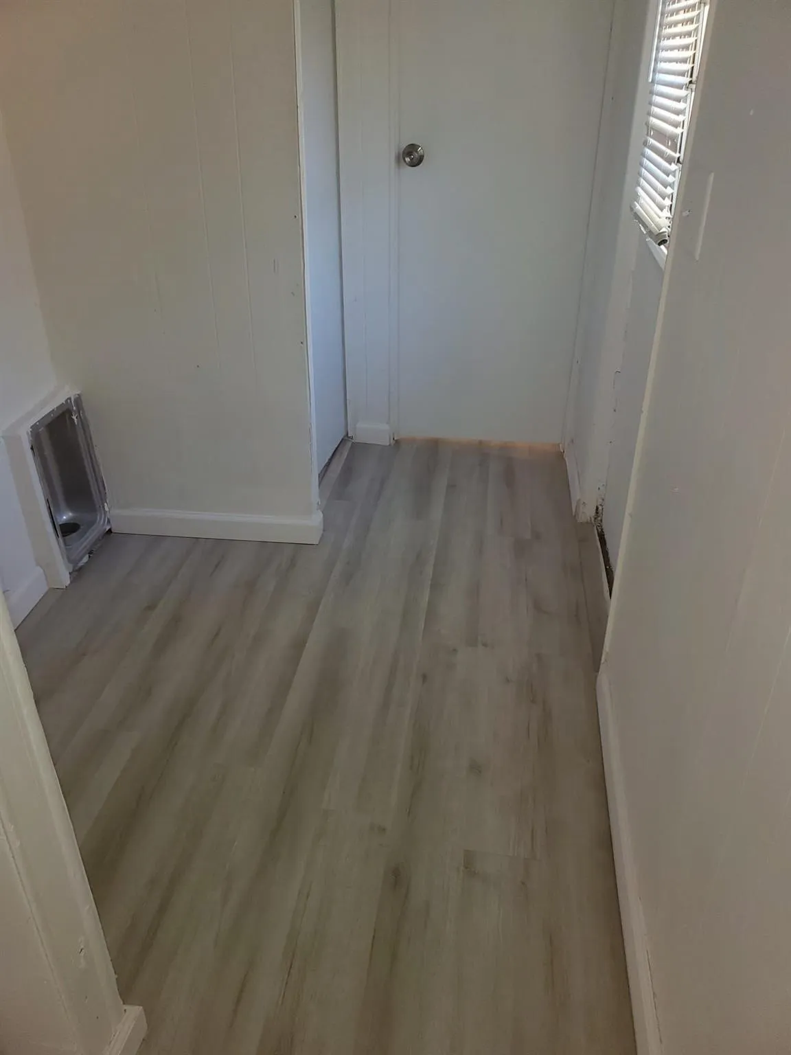 Quadruplex For Rent in Hunt County , 4405 O'neal Street 4, Greenville, Texas 75401, 3 Bedroom, 2 Bathroom, Garage spaces, 1,005 Sqft, built in 1970, Price $1,050, mls#21345395, Real Estate Agent in Greenville, Homes For Rent in Hunt county, Homes For Rent in Greenville, Realtor in Greenville Texas, Real Estate Brokerage Independent Realty Texas, Luminita Cordes Realtor