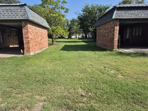 Quadruplex For Rent in Hunt County , 4405 O'neal Street 4, Greenville, Texas 75401, 3 Bedroom, 2 Bathroom, Garage spaces, 1,005 Sqft, built in 1970, Price $1,050, mls#21345395, Real Estate Agent in Greenville, Homes For Rent in Hunt county, Homes For Rent in Greenville, Realtor in Greenville Texas, Real Estate Brokerage Independent Realty Texas, Luminita Cordes Realtor