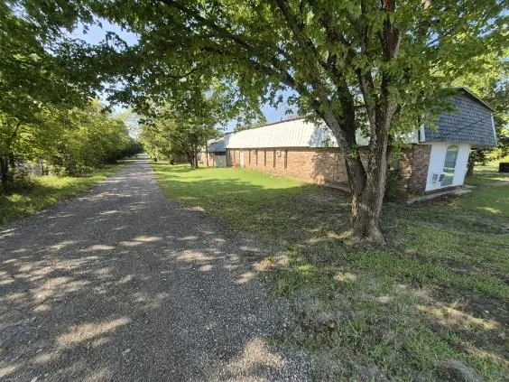 Quadruplex For Rent in Hunt County , 4405 O'neal Street 4, Greenville, Texas 75401, 3 Bedroom, 2 Bathroom, Garage spaces, 1,005 Sqft, built in 1970, Price $1,050, mls#21345395, Real Estate Agent in Greenville, Homes For Rent in Hunt county, Homes For Rent in Greenville, Realtor in Greenville Texas, Real Estate Brokerage Independent Realty Texas, Luminita Cordes Realtor