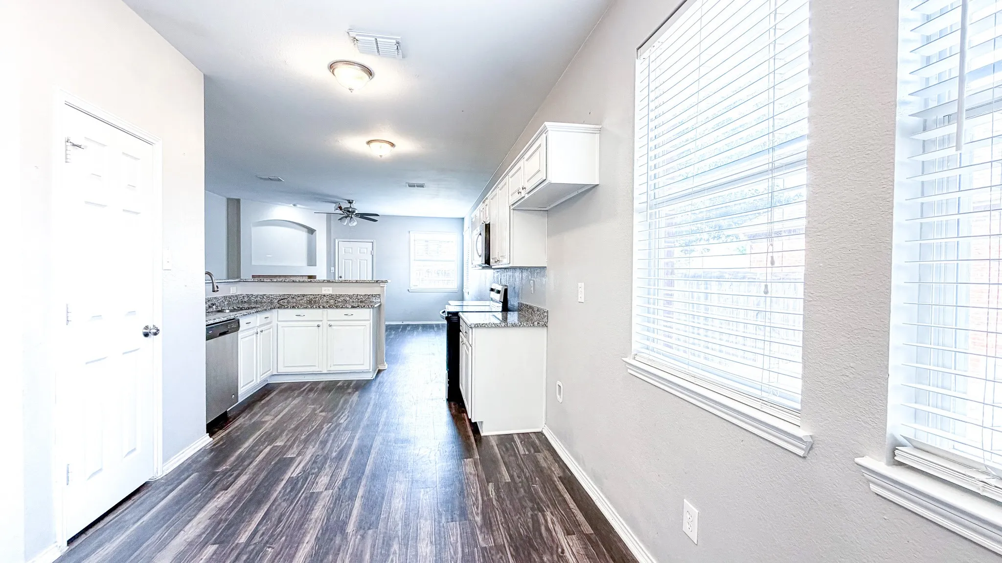 Single Family Residence For Rent in Collin County , 1515 Creek Springs Drive, Allen, Texas 75002, 3 Bedroom, 2 Bathroom, 2 Garage spaces, 2,336 Sqft, built in 2002, mls#21344768, Real Estate Agent in Allen, Homes For Rent in Collin county, Homes For Rent in Allen, Realtor in Allen Texas, Real Estate Brokerage Independent Realty Texas, Luminita Cordes Realtor
