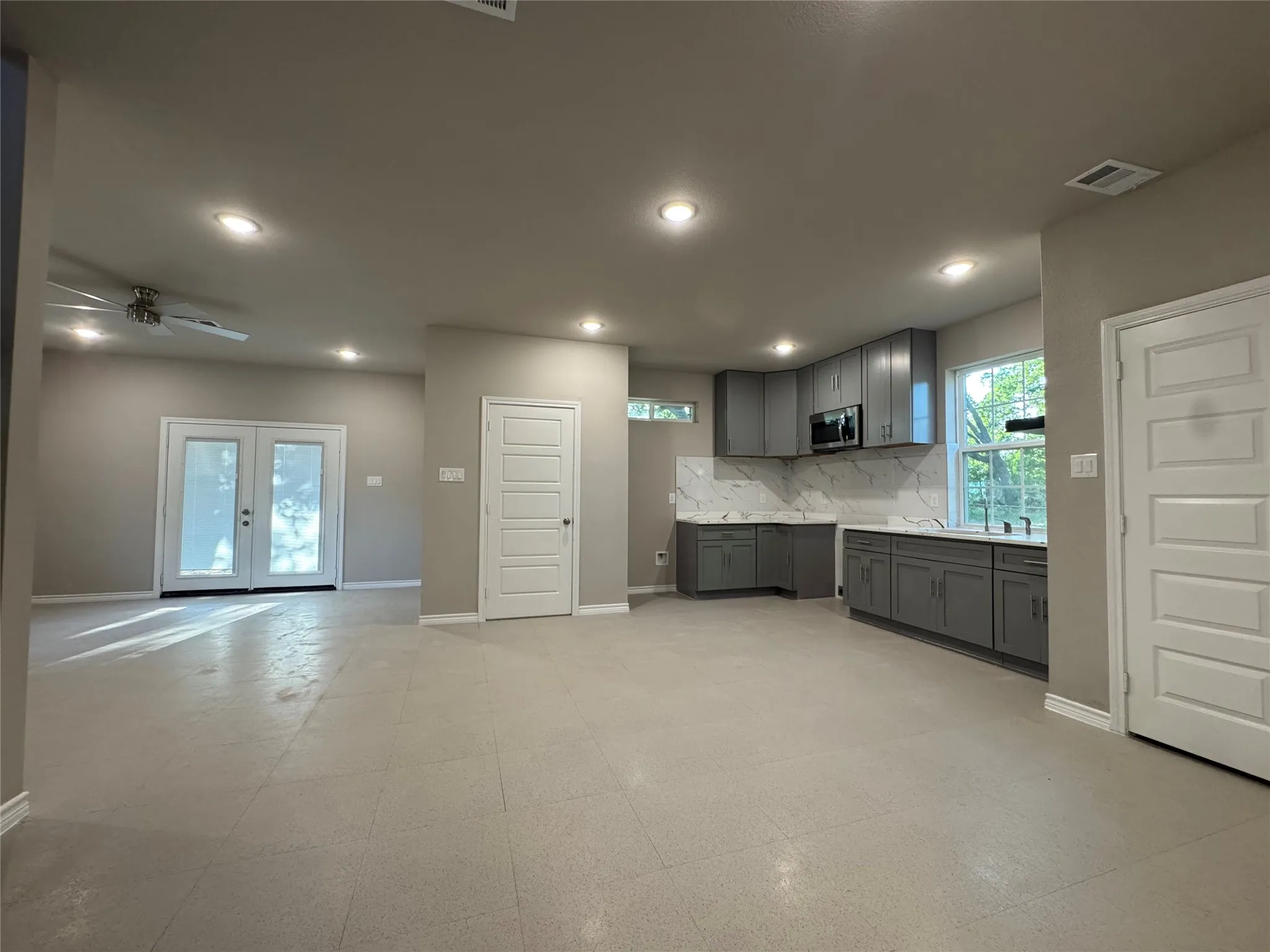 Single Family Residence For Sale in Dallas County , 3203 Sherry Lane, Balch Springs, Texas 75180, 4 Bedrooms, 3 Bathrooms, 2 Garage spaces, 1,863 Sqft, built in 2026, Price $373,000, mls#21343219, Real Estate Agent in Balch Springs, Homes For Sale in Dallas county, Homes For Sale in Balch Springs, Realtor in Balch Springs Texas, Real Estate Brokerage Independent Realty Texas, Luminita Cordes Realtor