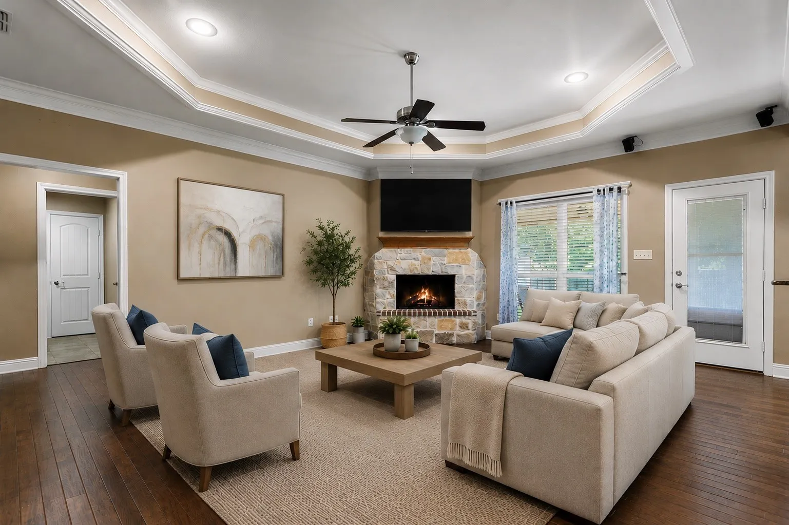 Single Family Residence For Sale in Smith County , 2312 Pittman Lane, Lindale, Texas 75771, 3 Bedroom, 2 Bathroom, 2 Garage spaces, 1,622 Sqft, built in 2013, mls#21344766, Real Estate Agent in Lindale, Homes For Sale in Smith county, Homes For Sale in Lindale, Realtor in Lindale Texas, Real Estate Brokerage Independent Realty Texas, Luminita Cordes Realtor