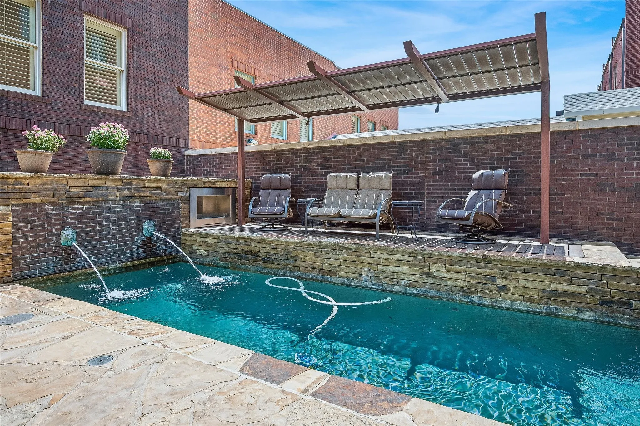 Single Family Residence For Sale in Tarrant County , 177 Summit Avenue, Southlake, Texas 76092, 5 Bedroom, 6 Bathroom, 2 Garage spaces, 3,794 Sqft, built in 2005, mls#21339205, Real Estate Agent in Southlake, Homes For Sale in Tarrant county, Homes For Sale in Southlake, Realtor in Southlake Texas, Real Estate Brokerage Independent Realty Texas, Luminita Cordes Realtor