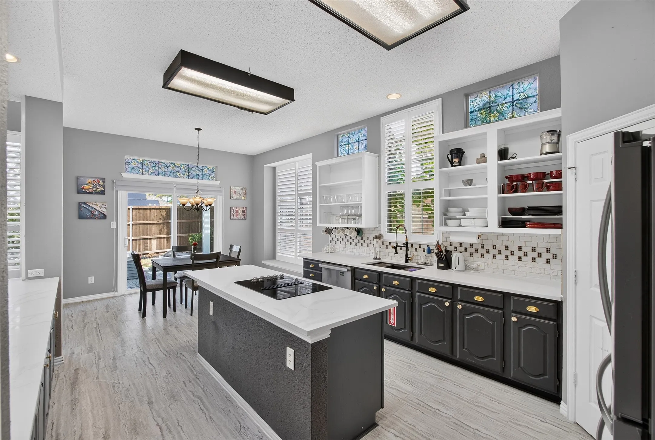 Single Family Residence For Sale in Collin County , 12000 Covington Lane, Frisco, Texas 75035, 5 Bedroom, 4 Bathroom, 2 Garage spaces, 4,290 Sqft, built in 1997, mls#21344157, Real Estate Agent in Frisco, Homes For Sale in Collin county, Homes For Sale in Frisco, Realtor in Frisco Texas, Real Estate Brokerage Independent Realty Texas, Luminita Cordes Realtor