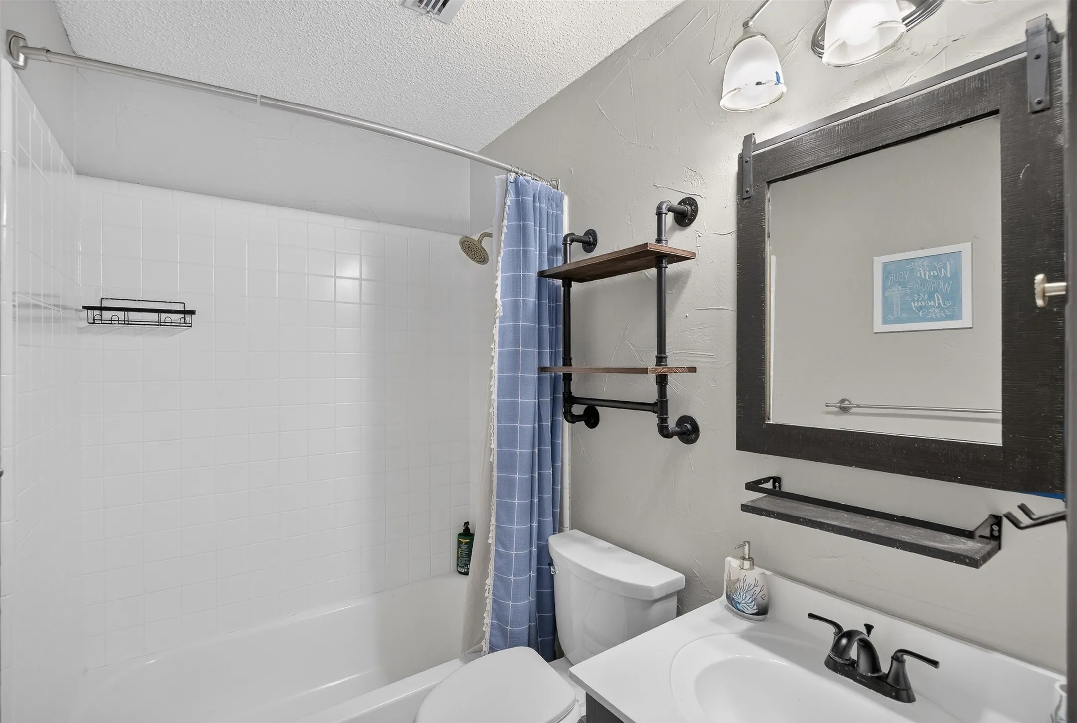 Single Family Residence For Sale in Collin County , 12000 Covington Lane, Frisco, Texas 75035, 5 Bedroom, 4 Bathroom, 2 Garage spaces, 4,290 Sqft, built in 1997, mls#21344157, Real Estate Agent in Frisco, Homes For Sale in Collin county, Homes For Sale in Frisco, Realtor in Frisco Texas, Real Estate Brokerage Independent Realty Texas, Luminita Cordes Realtor
