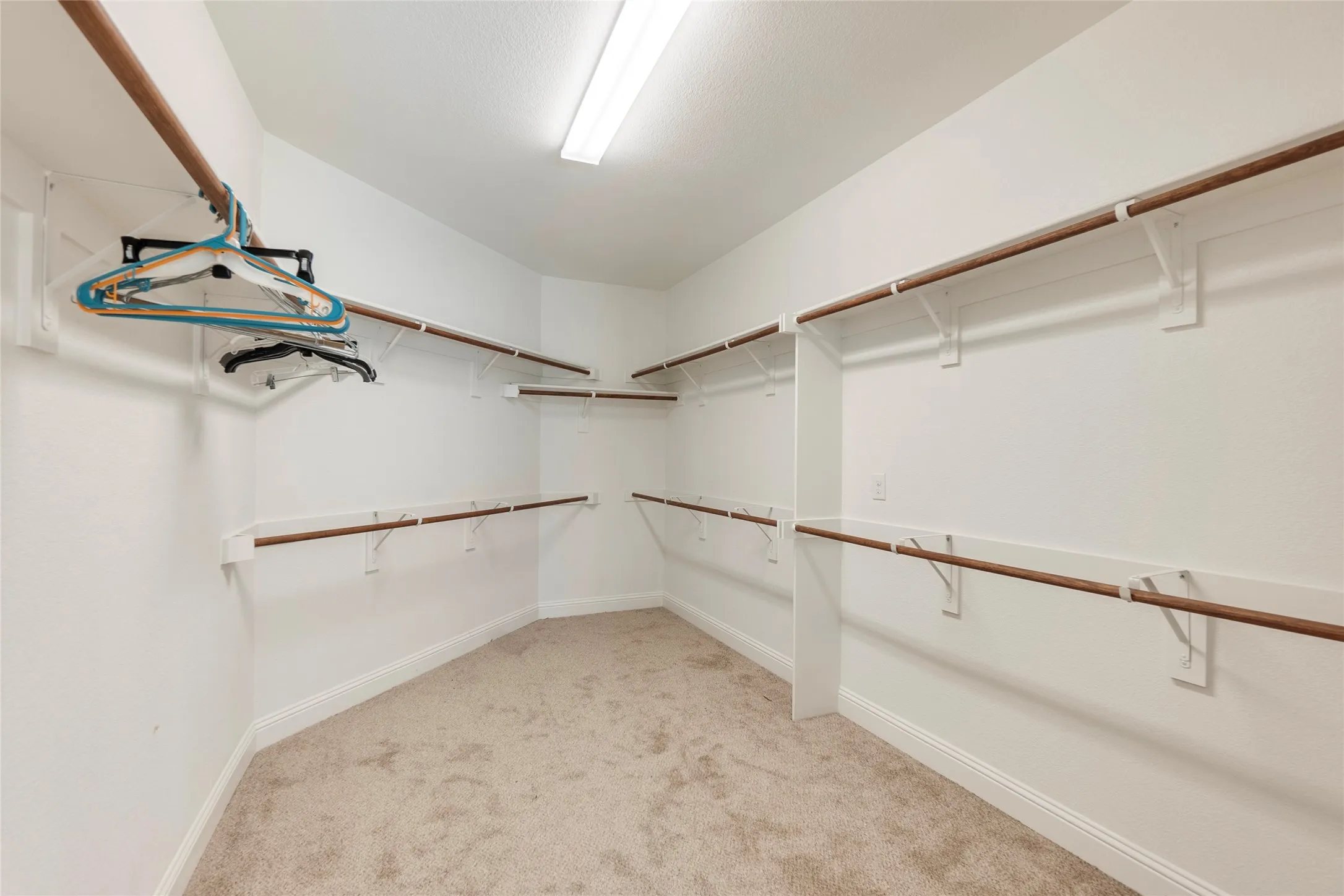 Single Family Residence For Rent in Tarrant County , 4802 Comstock Way, Mansfield, Texas 76063, 4 Bedroom, 2 Bathroom, 2 Garage spaces, 2,904 Sqft, built in 2018, mls#21345405, Real Estate Agent in Mansfield, Homes For Rent in Tarrant county, Homes For Rent in Mansfield, Realtor in Mansfield Texas, Real Estate Brokerage Independent Realty Texas, Luminita Cordes Realtor