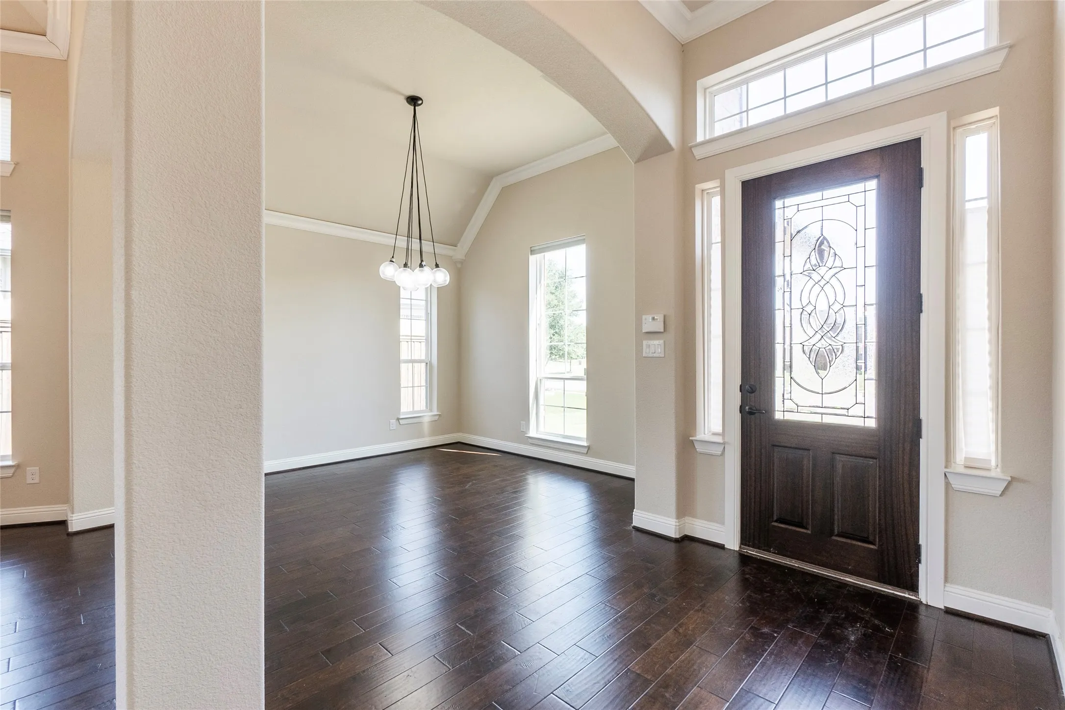 Single Family Residence For Rent in Tarrant County , 4802 Comstock Way, Mansfield, Texas 76063, 4 Bedroom, 2 Bathroom, 2 Garage spaces, 2,904 Sqft, built in 2018, mls#21345405, Real Estate Agent in Mansfield, Homes For Rent in Tarrant county, Homes For Rent in Mansfield, Realtor in Mansfield Texas, Real Estate Brokerage Independent Realty Texas, Luminita Cordes Realtor