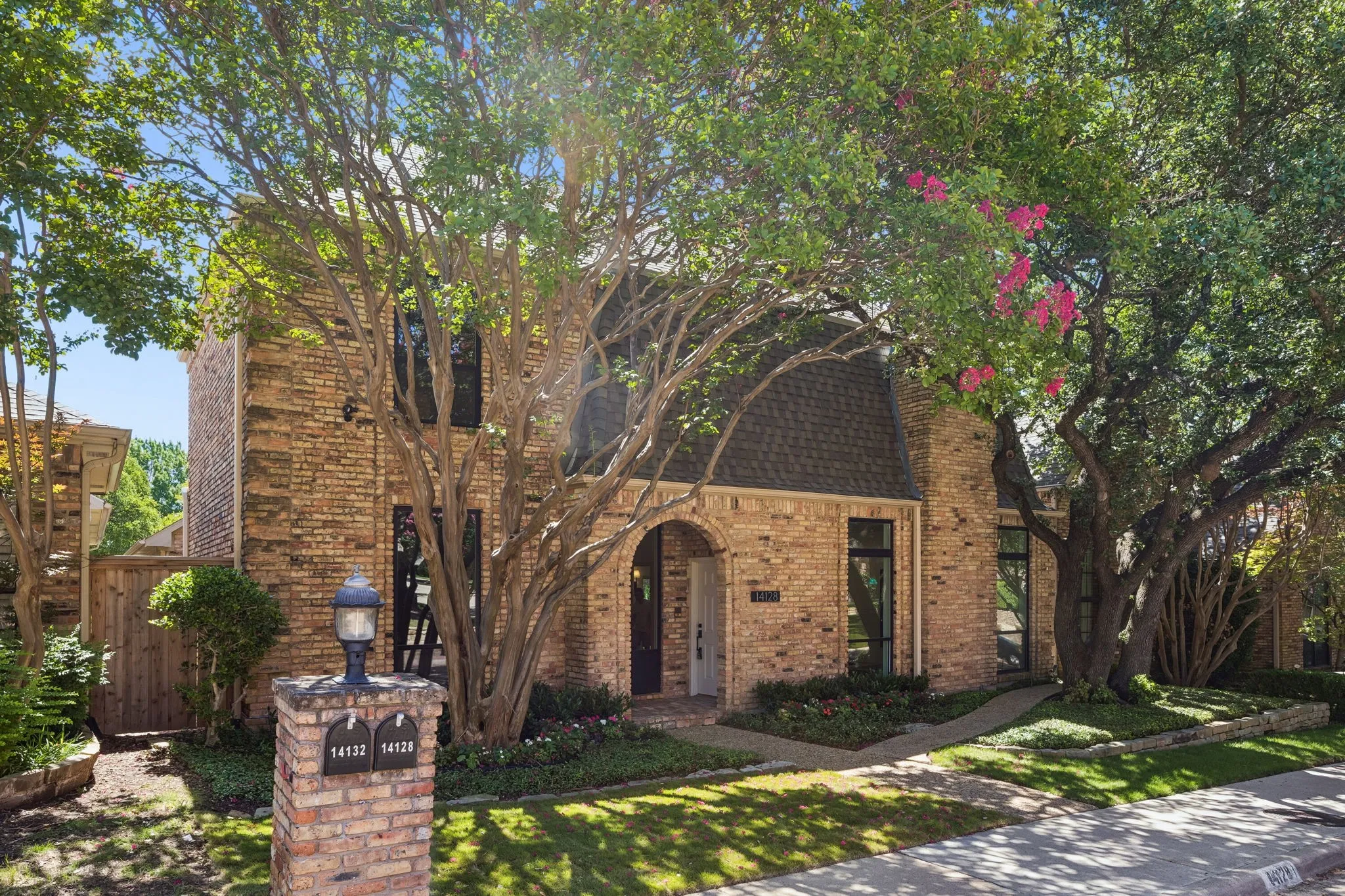 Single Family Residence For Sale in Dallas County , 14128 Regency Place, Dallas, Texas 75254, 4 Bedroom, 4 Bathroom, 2 Garage spaces, 3,354 Sqft, built in 1980, mls#21339968, Real Estate Agent in Dallas, Homes For Sale in Dallas county, Homes For Sale in Dallas, Realtor in Dallas Texas, Real Estate Brokerage Independent Realty Texas, Luminita Cordes Realtor