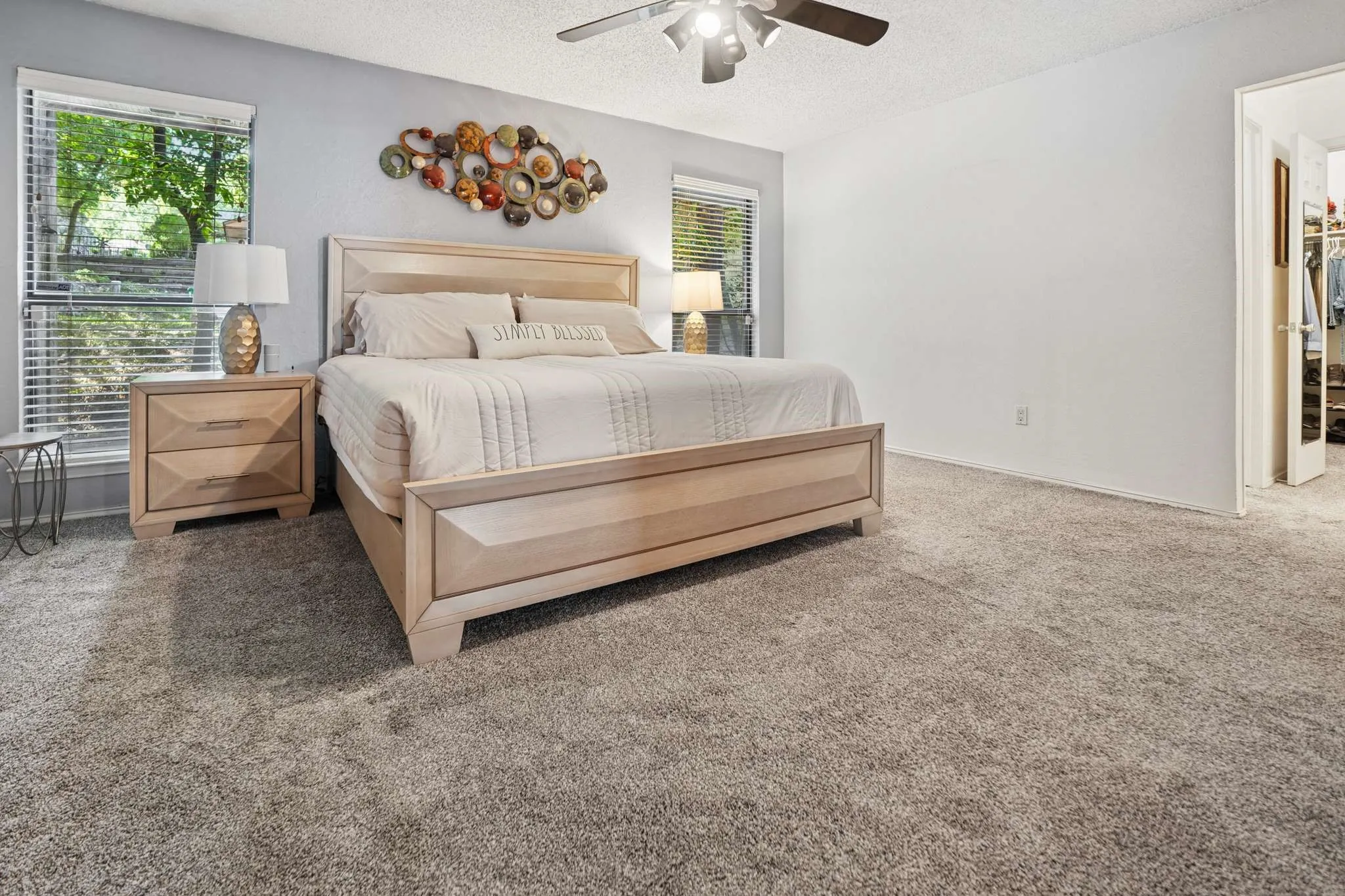 Single Family Residence For Sale in Dallas County , 824 Cherlynne Drive, Cedar Hill, Texas 75104, 3 Bedroom, 2 Bathroom, 2 Garage spaces, 1,729 Sqft, built in 1983, mls#21344086, Real Estate Agent in Cedar Hill, Homes For Sale in Dallas county, Homes For Sale in Cedar Hill, Realtor in Cedar Hill Texas, Real Estate Brokerage Independent Realty Texas, Luminita Cordes Realtor