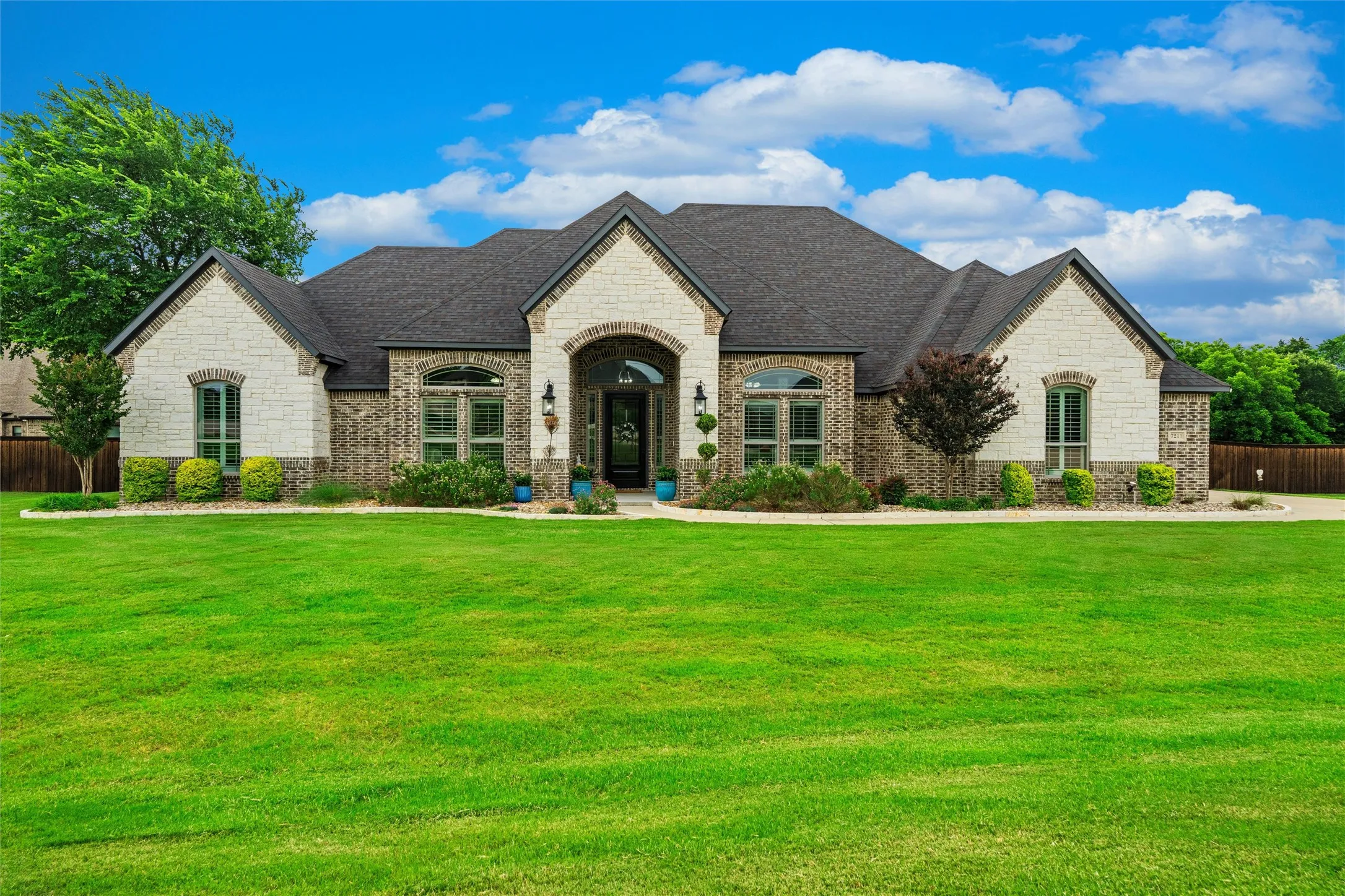 7211 Dillon Circle - Olsen Custom Home built in 2020.