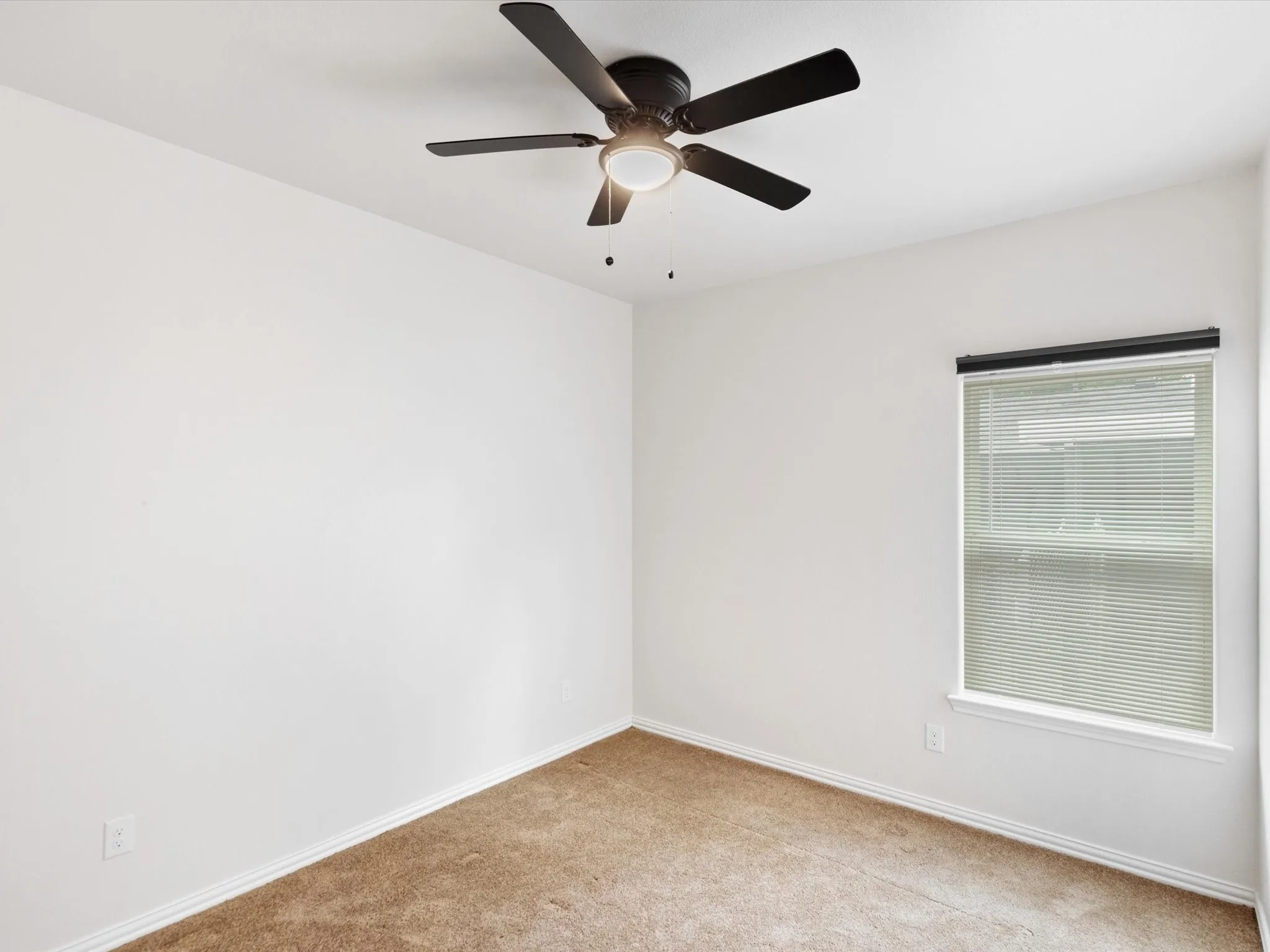 Single Family Residence For Sale in Tarrant County , 5832 Humbert Avenue, Fort Worth, Texas 76107, 4 Bedroom, 2 Bathroom, 2 Garage spaces, 1,749 Sqft, built in 2023, mls#21341054, Real Estate Agent in Fort Worth, Homes For Sale in Tarrant county, Homes For Sale in Fort Worth, Realtor in Fort Worth Texas, Real Estate Brokerage Independent Realty Texas, Luminita Cordes Realtor