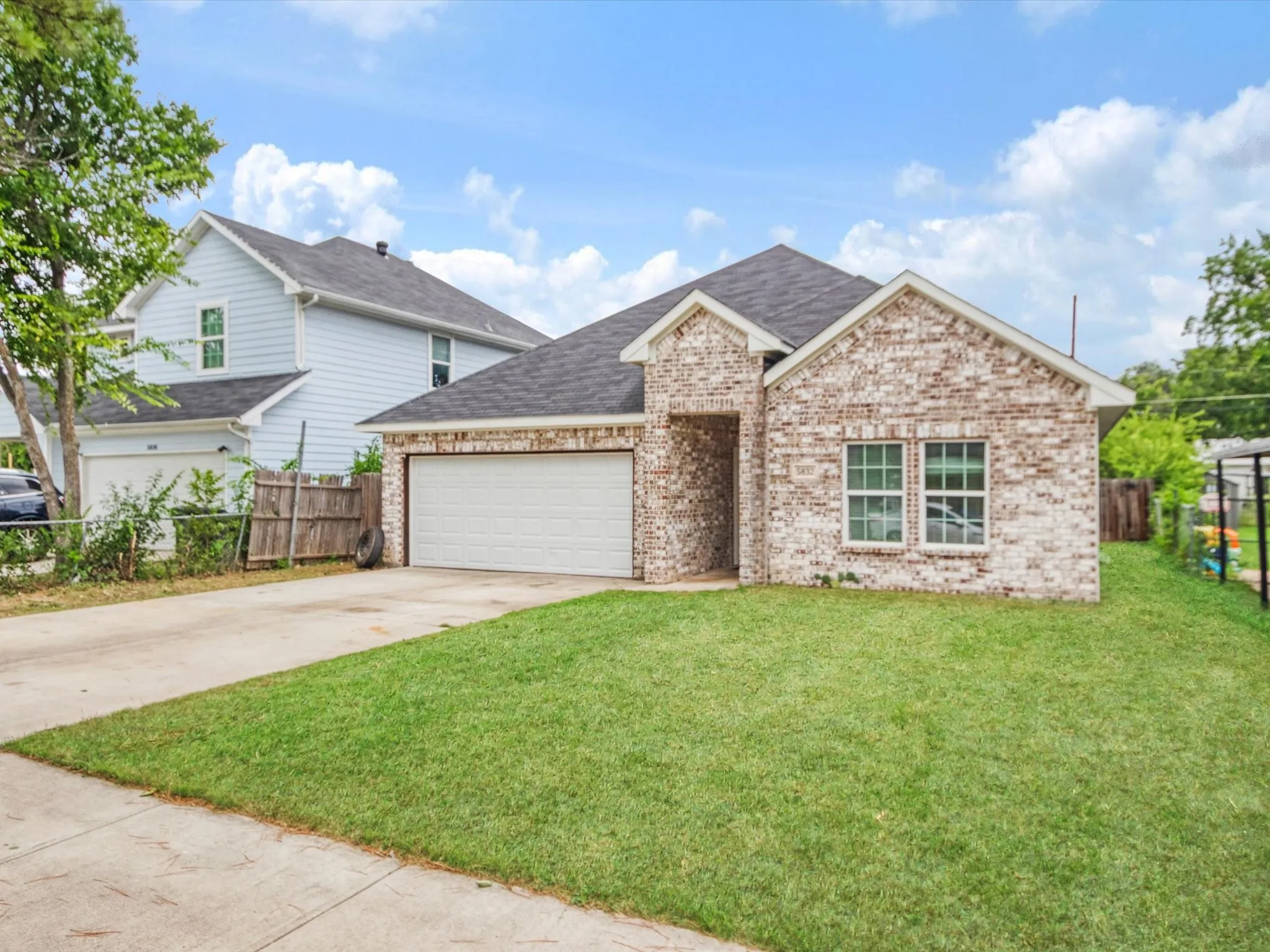 Single Family Residence For Sale in Tarrant County , 5832 Humbert Avenue, Fort Worth, Texas 76107, 4 Bedroom, 2 Bathroom, 2 Garage spaces, 1,749 Sqft, built in 2023, mls#21341054, Real Estate Agent in Fort Worth, Homes For Sale in Tarrant county, Homes For Sale in Fort Worth, Realtor in Fort Worth Texas, Real Estate Brokerage Independent Realty Texas, Luminita Cordes Realtor