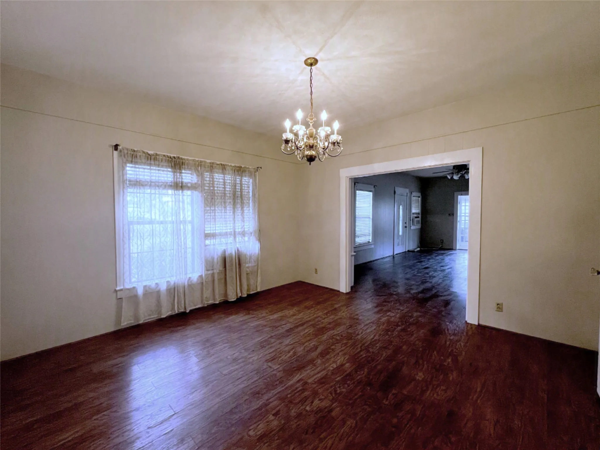 Single Family Residence For Sale in Clay County , 715 E Ikard Street, Henrietta, Texas 76365, 3 Bedrooms, 1 Bathroom, Garage spaces, 1,532 Sqft, built in 1917, Price $214,000, mls#21345412, Real Estate Agent in Henrietta, Homes For Sale in Clay county, Homes For Sale in Henrietta, Realtor in Henrietta Texas, Real Estate Brokerage Independent Realty Texas, Luminita Cordes Realtor