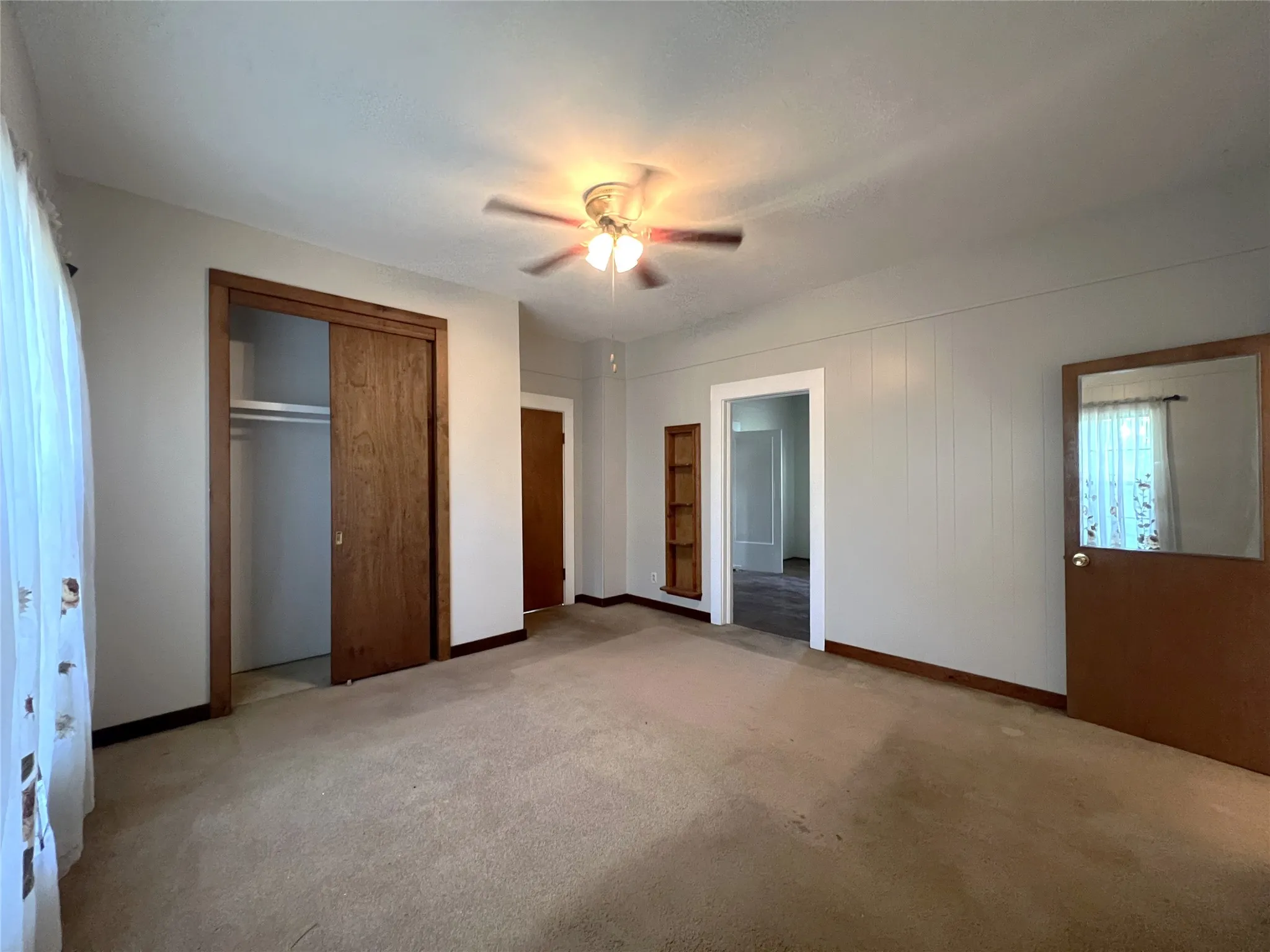 Single Family Residence For Sale in Clay County , 715 E Ikard Street, Henrietta, Texas 76365, 3 Bedrooms, 1 Bathroom, Garage spaces, 1,532 Sqft, built in 1917, Price $214,000, mls#21345412, Real Estate Agent in Henrietta, Homes For Sale in Clay county, Homes For Sale in Henrietta, Realtor in Henrietta Texas, Real Estate Brokerage Independent Realty Texas, Luminita Cordes Realtor