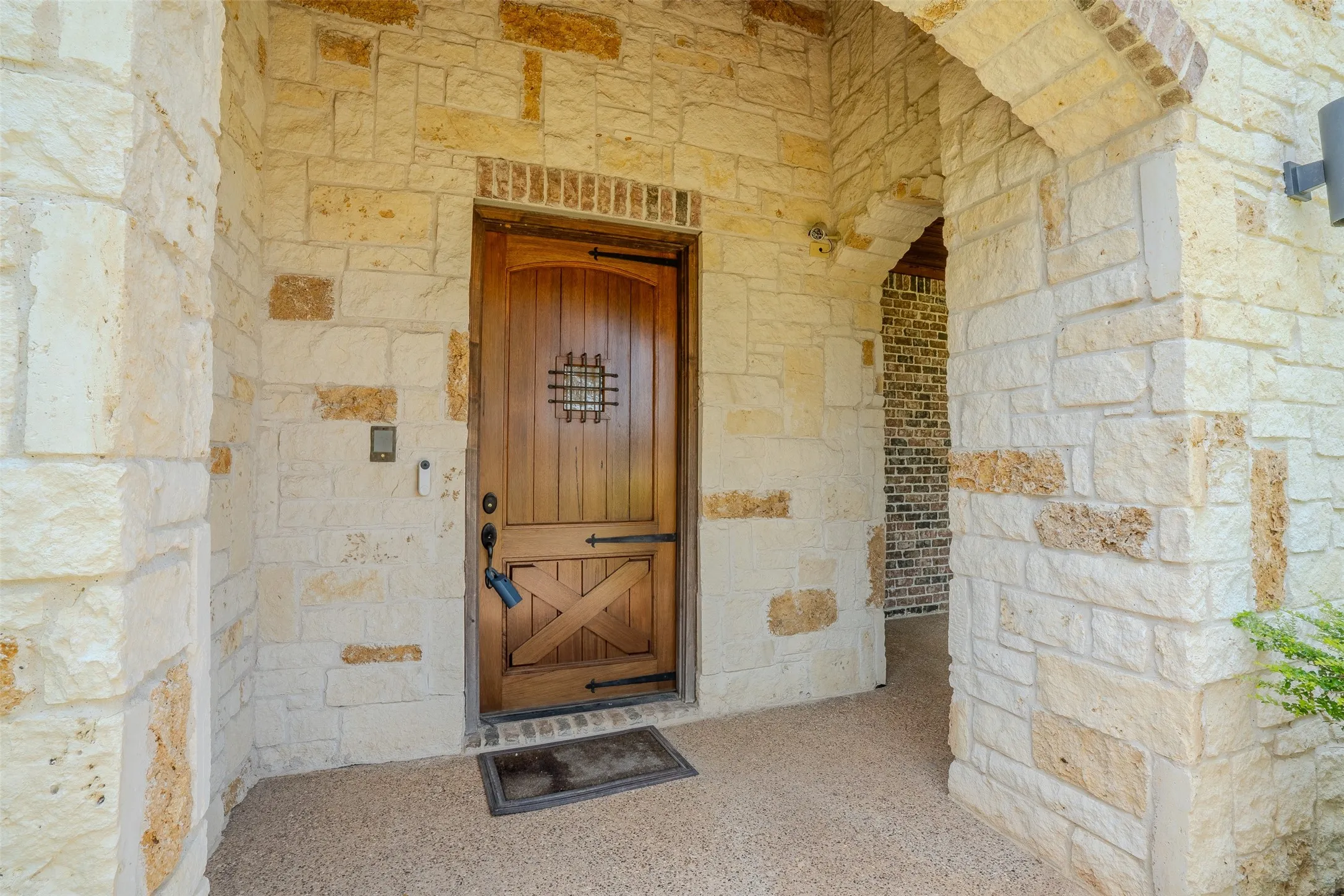 Single Family Residence For Sale in Denton County , 710 Corsica Court, Argyle, Texas 76226, 5 Bedroom, 5 Bathroom, 3 Garage spaces, 4,018 Sqft, built in 2010, mls#21339895, Real Estate Agent in Argyle, Homes For Sale in Denton county, Homes For Sale in Argyle, Realtor in Argyle Texas, Real Estate Brokerage Independent Realty Texas, Luminita Cordes Realtor