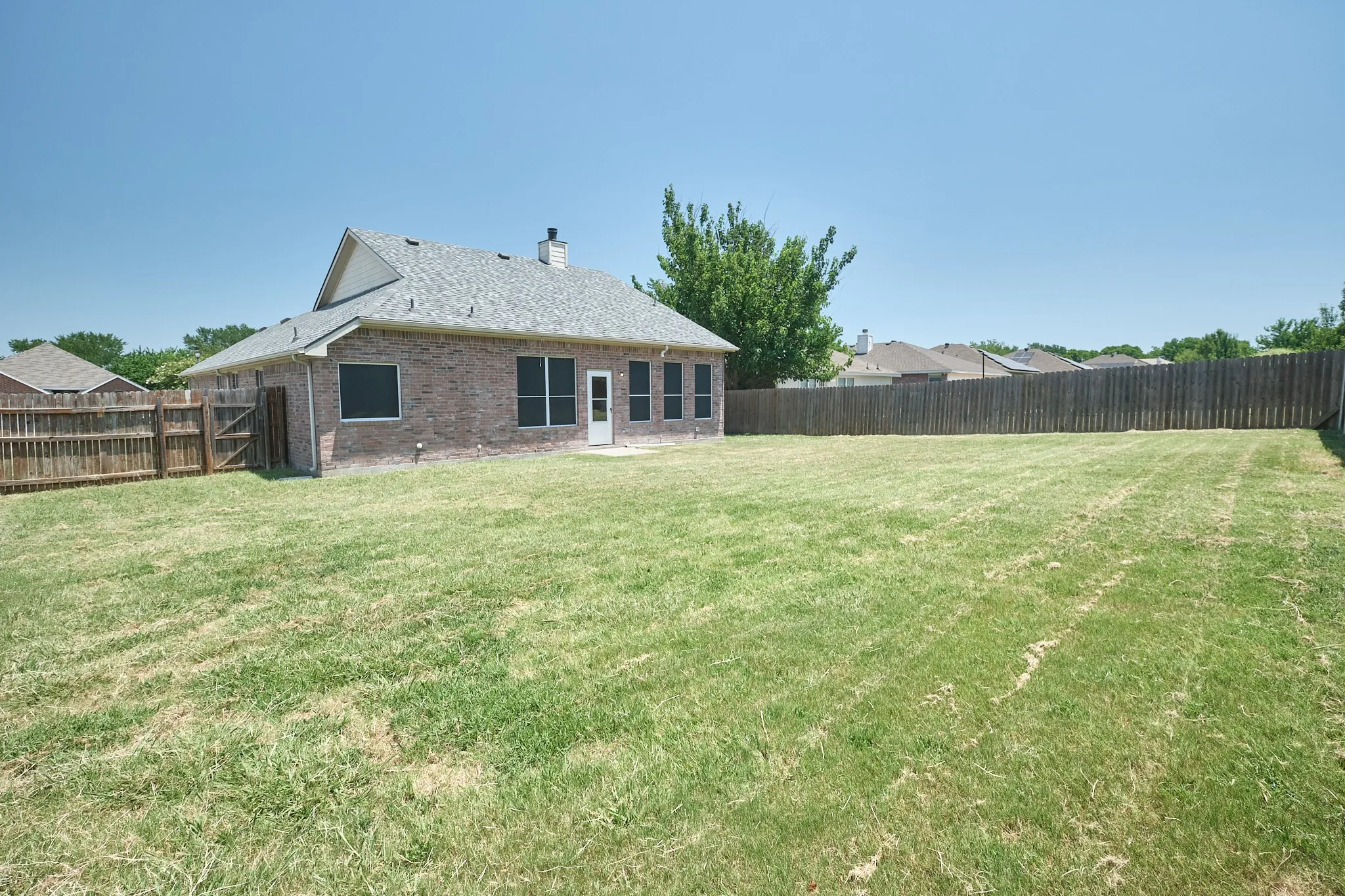 Single Family Residence For Rent in Collin County , 501 Harvard Drive, Princeton, Texas 75407, 3 Bedroom, 2 Bathroom, 2 Garage spaces, 1,767 Sqft, built in 2004, mls#21345418, Real Estate Agent in Princeton, Homes For Rent in Collin county, Homes For Rent in Princeton, Realtor in Princeton Texas, Real Estate Brokerage Independent Realty Texas, Luminita Cordes Realtor
