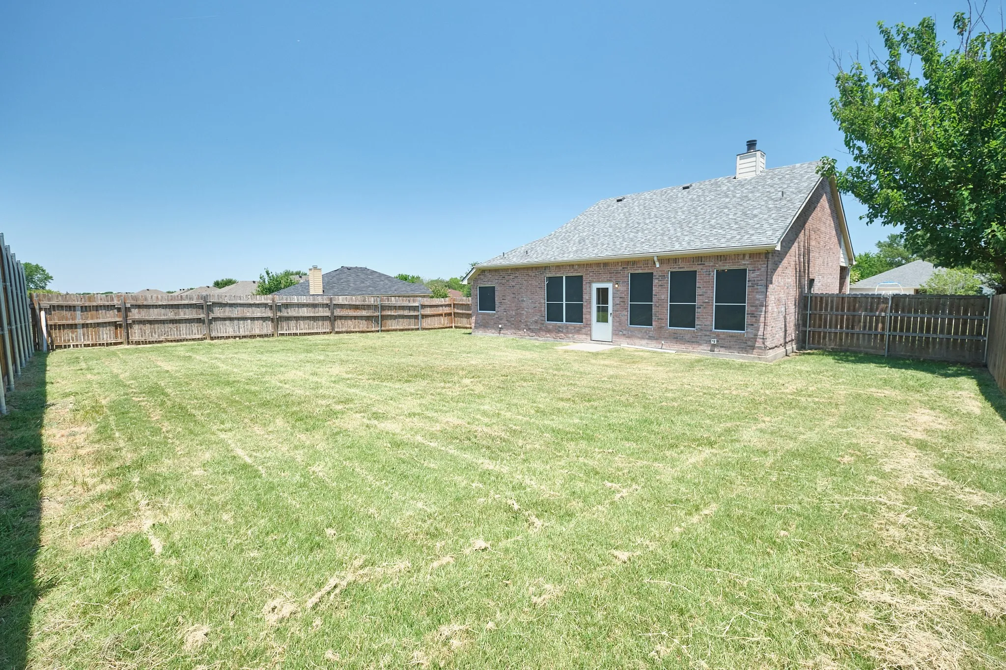 Single Family Residence For Rent in Collin County , 501 Harvard Drive, Princeton, Texas 75407, 3 Bedroom, 2 Bathroom, 2 Garage spaces, 1,767 Sqft, built in 2004, mls#21345418, Real Estate Agent in Princeton, Homes For Rent in Collin county, Homes For Rent in Princeton, Realtor in Princeton Texas, Real Estate Brokerage Independent Realty Texas, Luminita Cordes Realtor