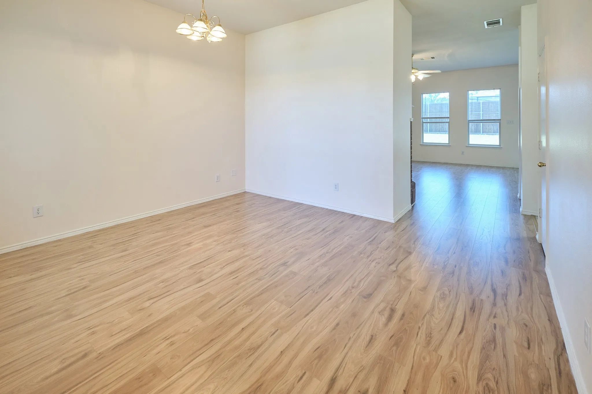Single Family Residence For Rent in Collin County , 501 Harvard Drive, Princeton, Texas 75407, 3 Bedroom, 2 Bathroom, 2 Garage spaces, 1,767 Sqft, built in 2004, mls#21345418, Real Estate Agent in Princeton, Homes For Rent in Collin county, Homes For Rent in Princeton, Realtor in Princeton Texas, Real Estate Brokerage Independent Realty Texas, Luminita Cordes Realtor