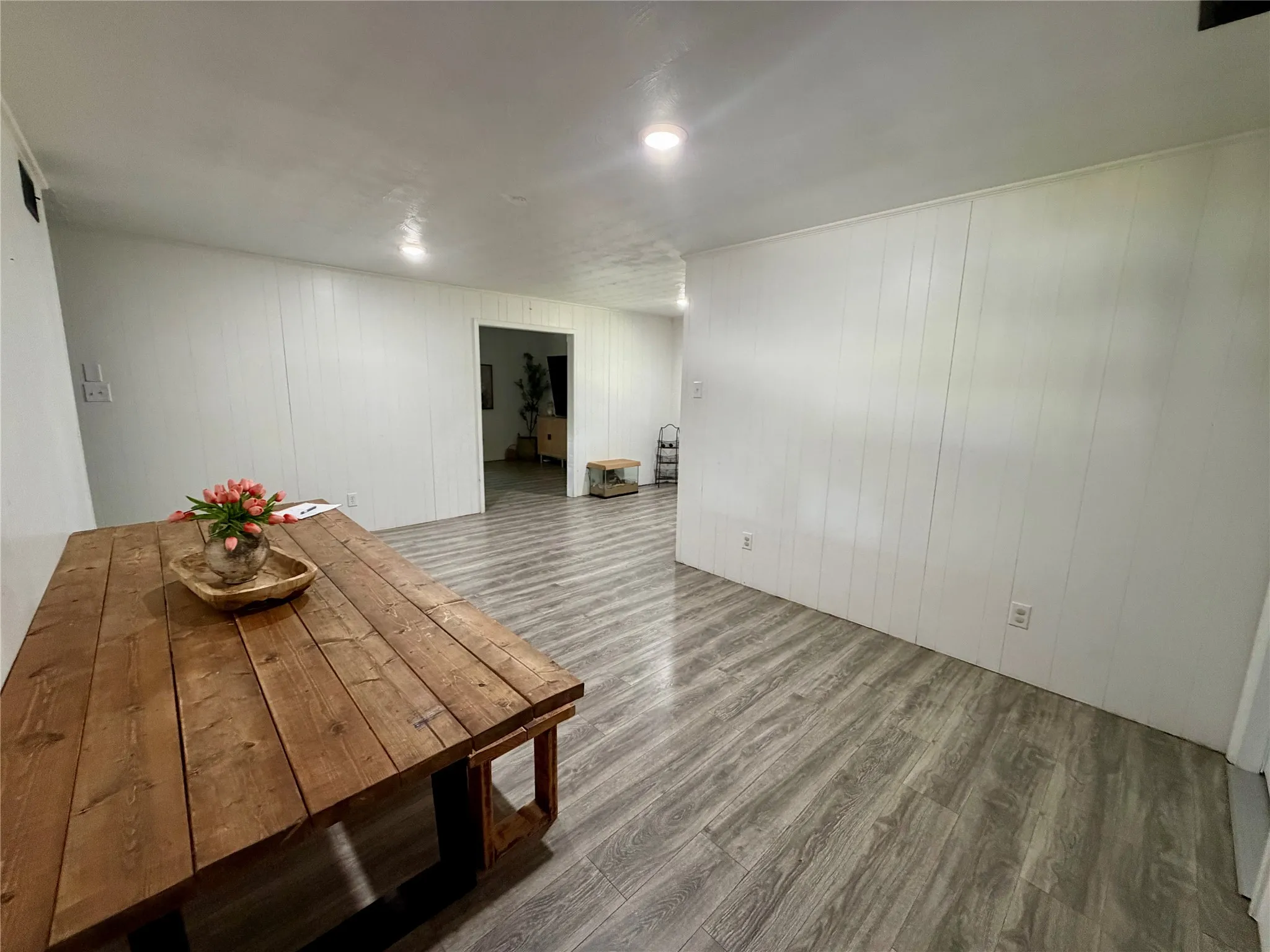 Single Family Residence For Sale in Kaufman County , 1599 Anthony Street, Kaufman, Texas 75142, 3 Bedroom, 2 Bathroom, 2 Garage spaces, 1,600 Sqft, built in 1961, mls#21341447, Real Estate Agent in Kaufman, Homes For Sale in Kaufman county, Homes For Sale in Kaufman, Realtor in Kaufman Texas, Real Estate Brokerage Independent Realty Texas, Luminita Cordes Realtor