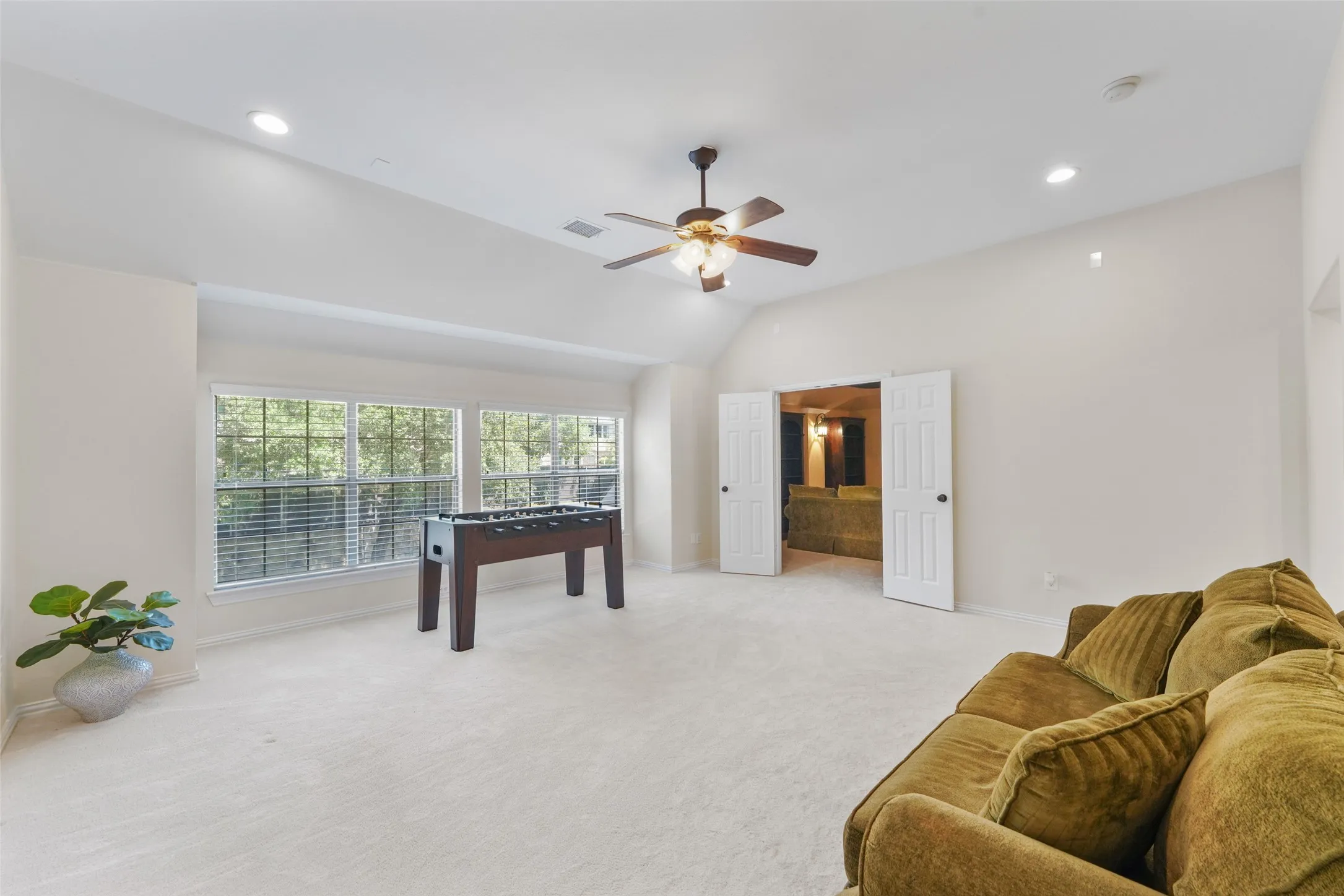 Single Family Residence For Sale in Collin County , 3401 Sliding Rock Drive, Mc Kinney, Texas 75070, 5 Bedroom, 4 Bathroom, 3 Garage spaces, 4,019 Sqft, built in 2006, mls#21340060, Real Estate Agent in Mc Kinney, Homes For Sale in Collin county, Homes For Sale in Mc Kinney, Realtor in Mc Kinney Texas, Real Estate Brokerage Independent Realty Texas, Luminita Cordes Realtor
