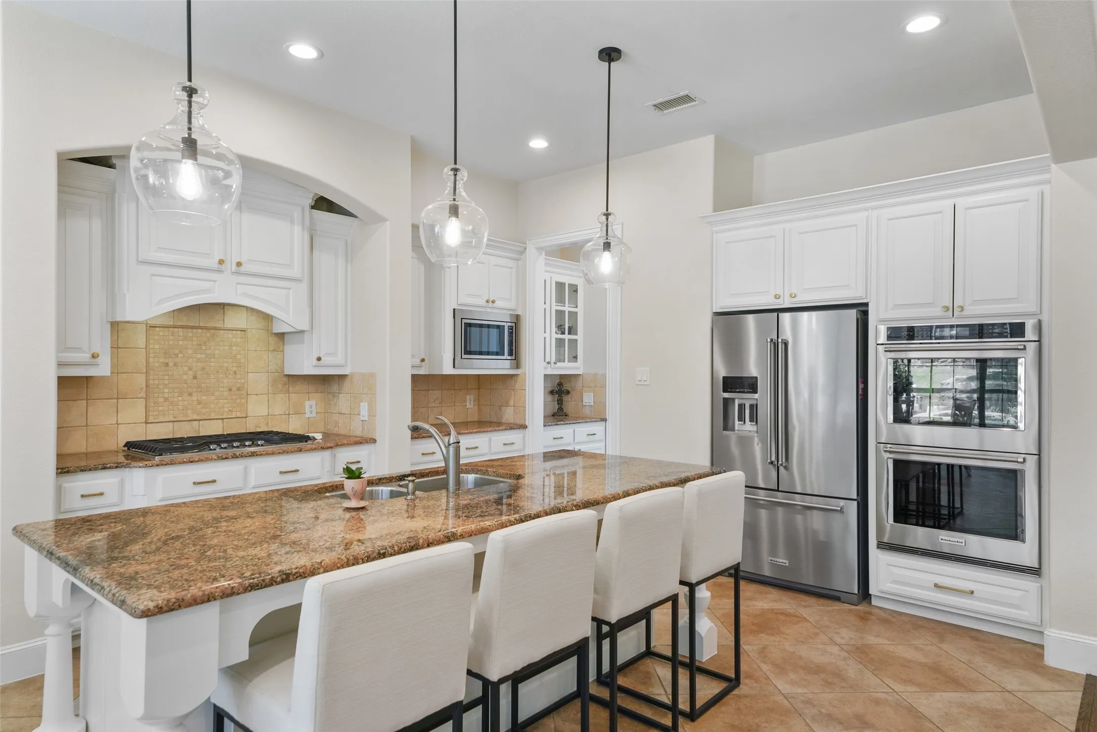 Single Family Residence For Sale in Collin County , 3401 Sliding Rock Drive, Mc Kinney, Texas 75070, 5 Bedroom, 4 Bathroom, 3 Garage spaces, 4,019 Sqft, built in 2006, mls#21340060, Real Estate Agent in Mc Kinney, Homes For Sale in Collin county, Homes For Sale in Mc Kinney, Realtor in Mc Kinney Texas, Real Estate Brokerage Independent Realty Texas, Luminita Cordes Realtor