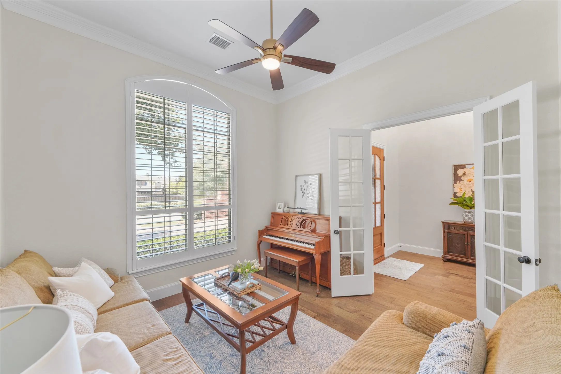 Single Family Residence For Sale in Collin County , 3401 Sliding Rock Drive, Mc Kinney, Texas 75070, 5 Bedroom, 4 Bathroom, 3 Garage spaces, 4,019 Sqft, built in 2006, mls#21340060, Real Estate Agent in Mc Kinney, Homes For Sale in Collin county, Homes For Sale in Mc Kinney, Realtor in Mc Kinney Texas, Real Estate Brokerage Independent Realty Texas, Luminita Cordes Realtor