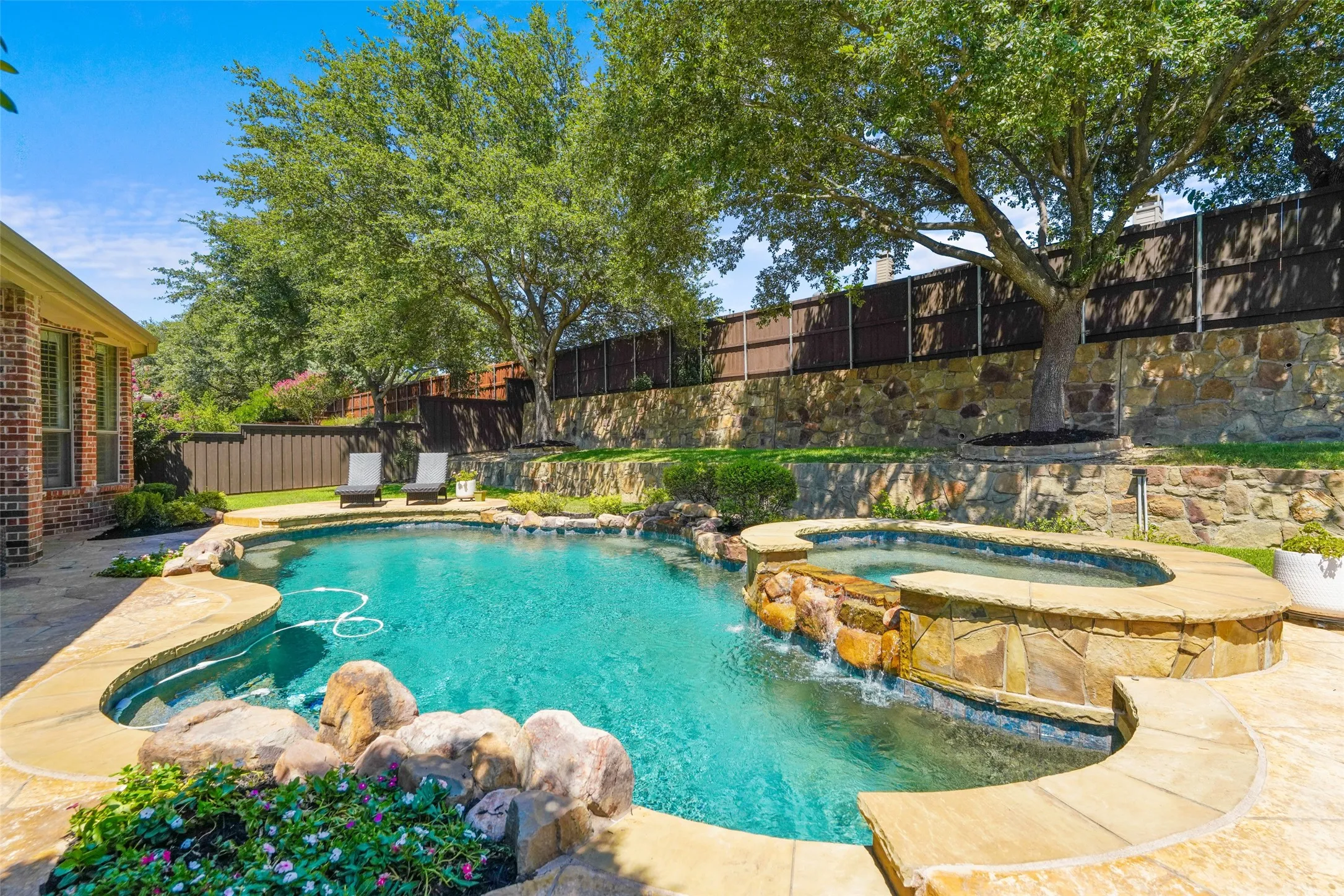 Single Family Residence For Sale in Collin County , 3401 Sliding Rock Drive, Mc Kinney, Texas 75070, 5 Bedroom, 4 Bathroom, 3 Garage spaces, 4,019 Sqft, built in 2006, mls#21340060, Real Estate Agent in Mc Kinney, Homes For Sale in Collin county, Homes For Sale in Mc Kinney, Realtor in Mc Kinney Texas, Real Estate Brokerage Independent Realty Texas, Luminita Cordes Realtor