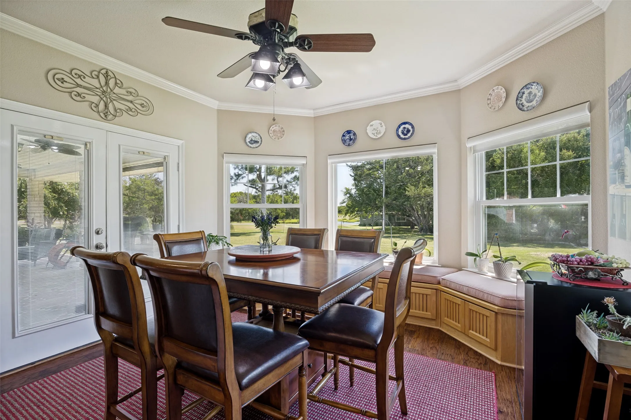 Single Family Residence For Sale in Grayson County , 108 Texoma Terrace Road, Denison, Texas 75020, 2 Bedroom, 4 Bathroom, 2 Garage spaces, 2,628 Sqft, built in 2005, mls#21342409, Real Estate Agent in Denison, Homes For Sale in Grayson county, Homes For Sale in Denison, Realtor in Denison Texas, Real Estate Brokerage Independent Realty Texas, Luminita Cordes Realtor