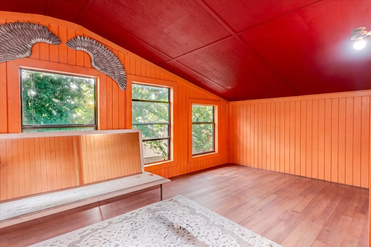 balcony enclosed room