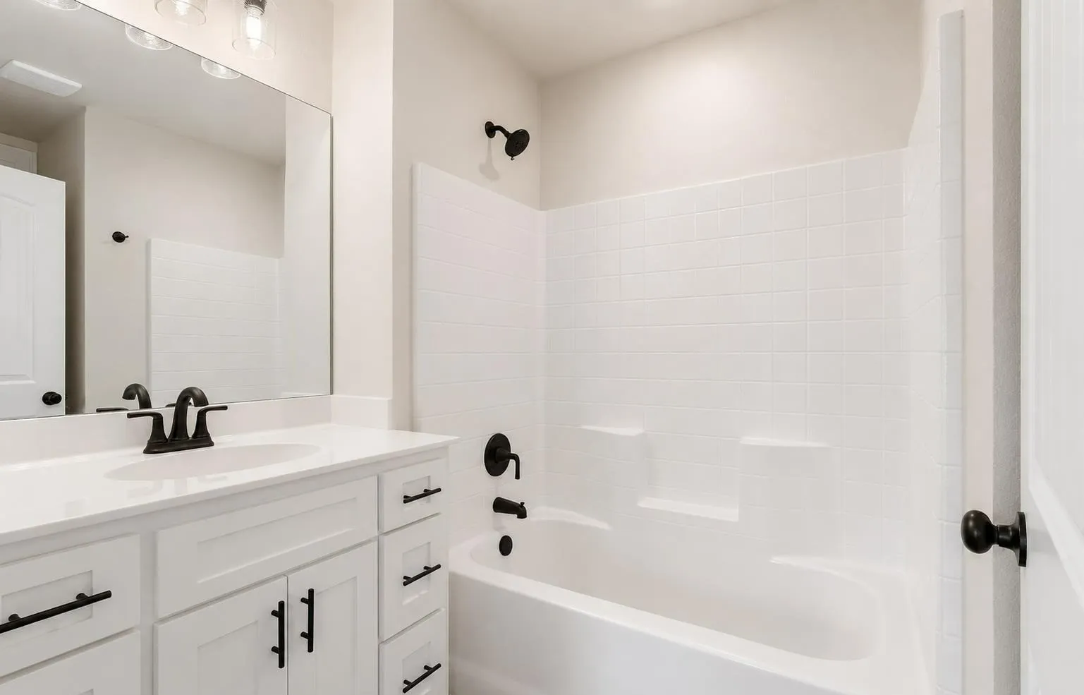 Single Family Residence For Sale in Cherokee County , 425 S Bonner Street, Jacksonville, Texas 75766, 2 Bedrooms, 2 Bathrooms, Garage spaces, 1,018 Sqft, built in 2026, Price $213,780, mls#21340874, Real Estate Agent in Jacksonville, Homes For Sale in Cherokee county, Homes For Sale in Jacksonville, Realtor in Jacksonville Texas, Real Estate Brokerage Independent Realty Texas, Luminita Cordes Realtor