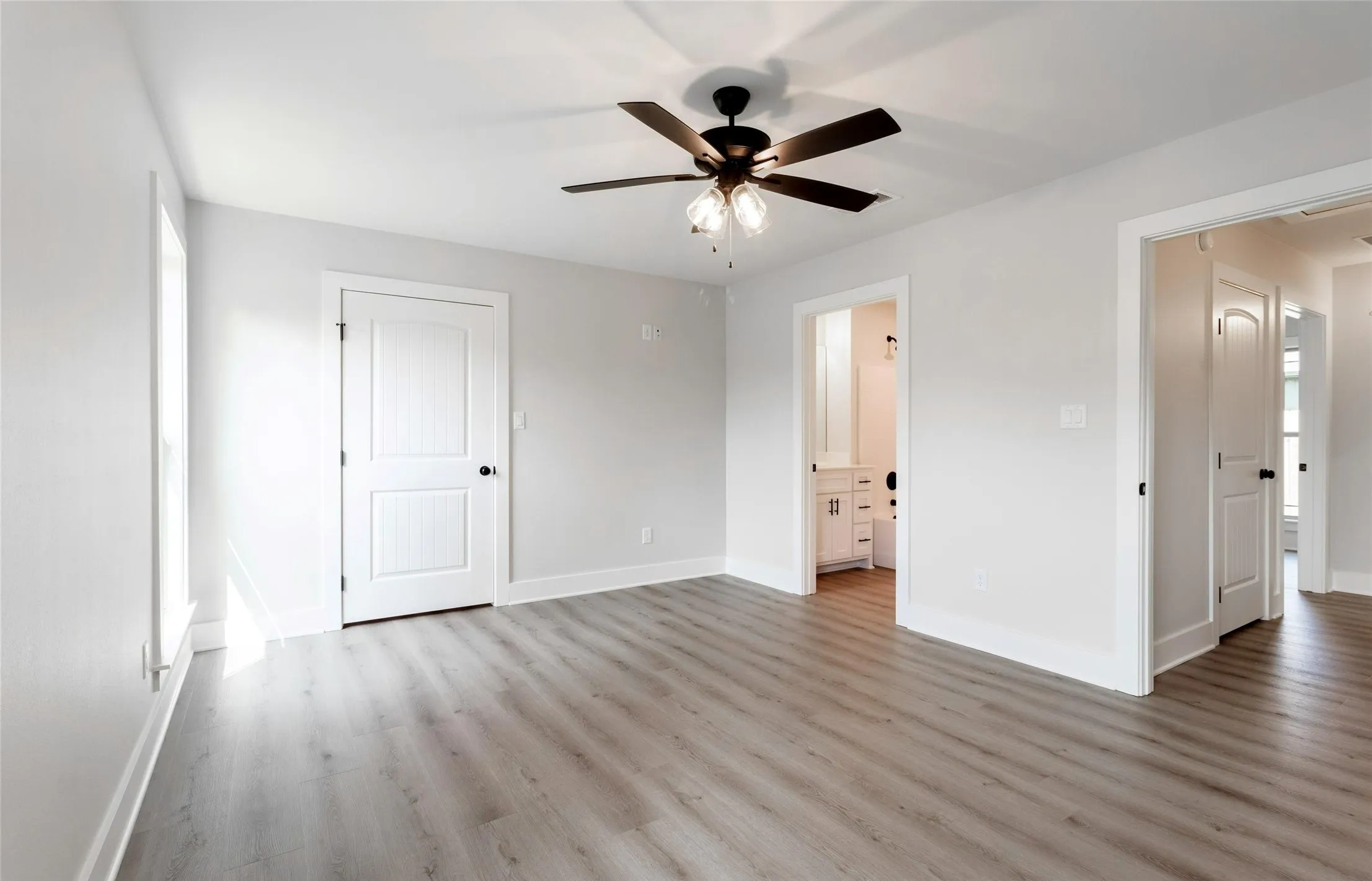 Single Family Residence For Sale in Cherokee County , 425 S Bonner Street, Jacksonville, Texas 75766, 2 Bedrooms, 2 Bathrooms, Garage spaces, 1,018 Sqft, built in 2026, Price $213,780, mls#21340874, Real Estate Agent in Jacksonville, Homes For Sale in Cherokee county, Homes For Sale in Jacksonville, Realtor in Jacksonville Texas, Real Estate Brokerage Independent Realty Texas, Luminita Cordes Realtor