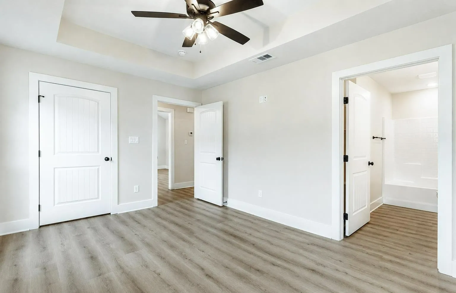 Single Family Residence For Sale in Cherokee County , 425 S Bonner Street, Jacksonville, Texas 75766, 2 Bedrooms, 2 Bathrooms, Garage spaces, 1,018 Sqft, built in 2026, Price $213,780, mls#21340874, Real Estate Agent in Jacksonville, Homes For Sale in Cherokee county, Homes For Sale in Jacksonville, Realtor in Jacksonville Texas, Real Estate Brokerage Independent Realty Texas, Luminita Cordes Realtor