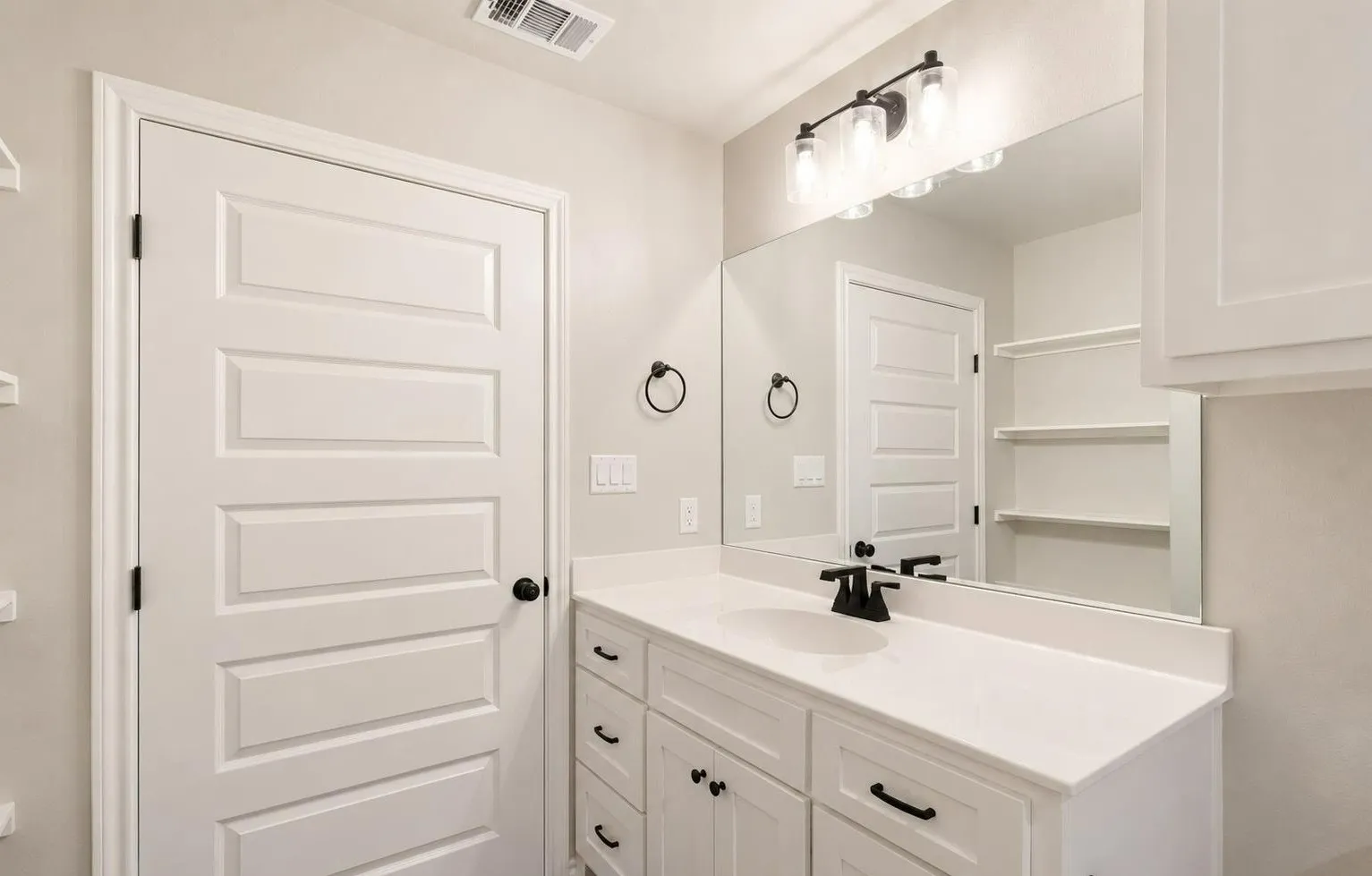 Single Family Residence For Sale in Cherokee County , 423 S Bonner Street, Jacksonville, Texas 75766, 2 Bedrooms, 2 Bathrooms, Garage spaces, 1,018 Sqft, built in 2026, Price $213,780, mls#21340846, Real Estate Agent in Jacksonville, Homes For Sale in Cherokee county, Homes For Sale in Jacksonville, Realtor in Jacksonville Texas, Real Estate Brokerage Independent Realty Texas, Luminita Cordes Realtor