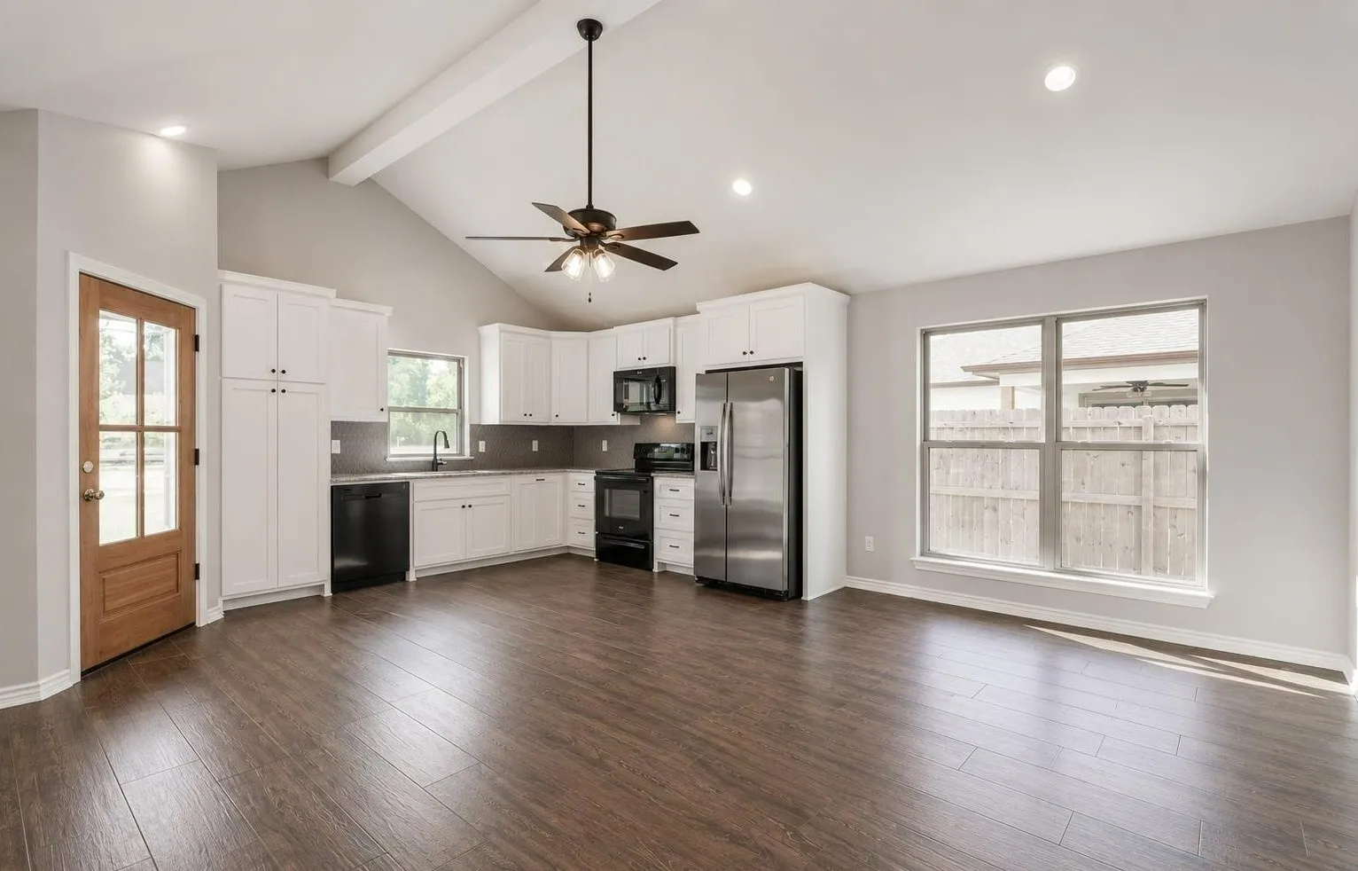 Single Family Residence For Sale in Cherokee County , 423 S Bonner Street, Jacksonville, Texas 75766, 2 Bedrooms, 2 Bathrooms, Garage spaces, 1,018 Sqft, built in 2026, Price $213,780, mls#21340846, Real Estate Agent in Jacksonville, Homes For Sale in Cherokee county, Homes For Sale in Jacksonville, Realtor in Jacksonville Texas, Real Estate Brokerage Independent Realty Texas, Luminita Cordes Realtor