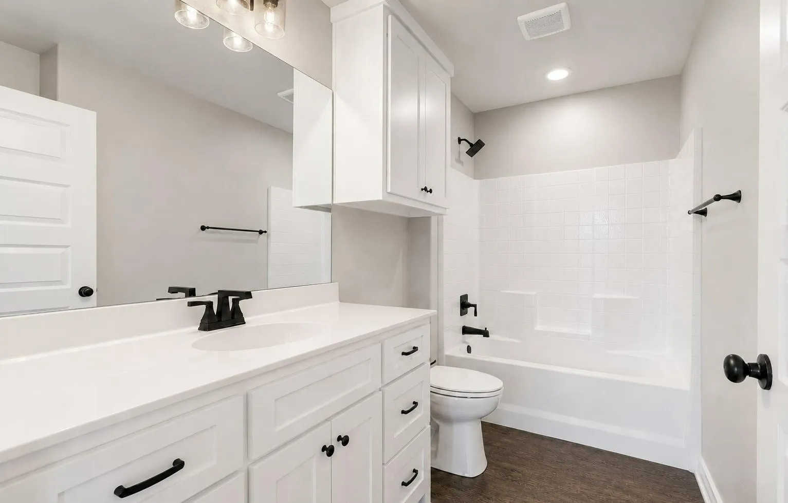 Single Family Residence For Sale in Cherokee County , 423 S Bonner Street, Jacksonville, Texas 75766, 2 Bedrooms, 2 Bathrooms, Garage spaces, 1,018 Sqft, built in 2026, Price $213,780, mls#21340846, Real Estate Agent in Jacksonville, Homes For Sale in Cherokee county, Homes For Sale in Jacksonville, Realtor in Jacksonville Texas, Real Estate Brokerage Independent Realty Texas, Luminita Cordes Realtor