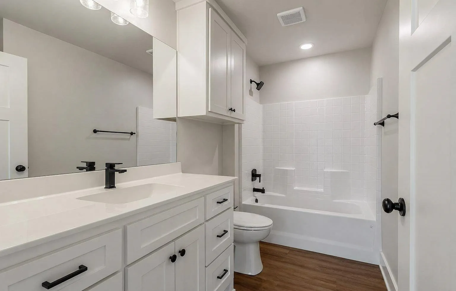 Single Family Residence For Sale in Cherokee County , 421 S Bonner Street, Jacksonville, Texas 75766, 2 Bedrooms, 2 Bathrooms, Garage spaces, 1,018 Sqft, built in 2026, Price $213,780, mls#21340677, Real Estate Agent in Jacksonville, Homes For Sale in Cherokee county, Homes For Sale in Jacksonville, Realtor in Jacksonville Texas, Real Estate Brokerage Independent Realty Texas, Luminita Cordes Realtor