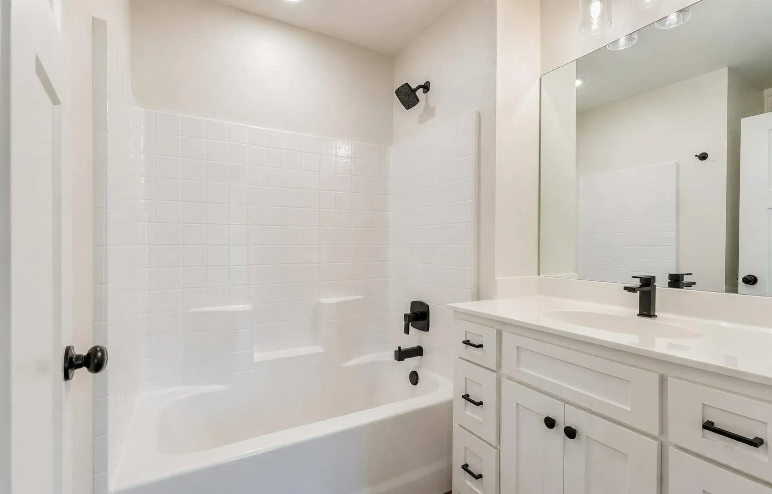 Single Family Residence For Sale in Cherokee County , 421 S Bonner Street, Jacksonville, Texas 75766, 2 Bedrooms, 2 Bathrooms, Garage spaces, 1,018 Sqft, built in 2026, Price $213,780, mls#21340677, Real Estate Agent in Jacksonville, Homes For Sale in Cherokee county, Homes For Sale in Jacksonville, Realtor in Jacksonville Texas, Real Estate Brokerage Independent Realty Texas, Luminita Cordes Realtor