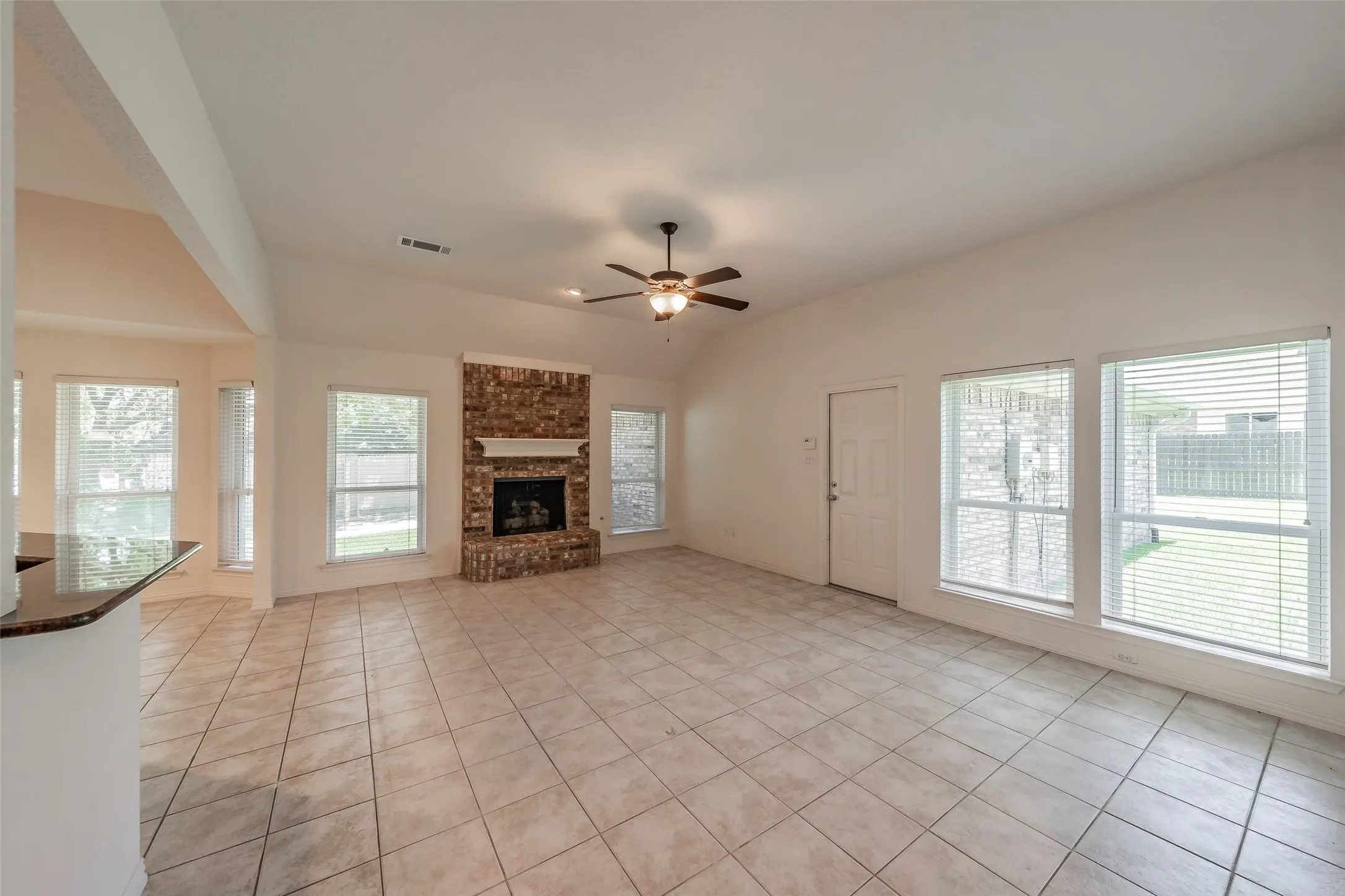 Single Family Residence For Sale in Tarrant County , 1057 Oak Valley Court, Keller, Texas 76248, 3 Bedroom, 2 Bathroom, 2 Garage spaces, 2,123 Sqft, built in 1993, mls#21340902, Real Estate Agent in Keller, Homes For Sale in Tarrant county, Homes For Sale in Keller, Realtor in Keller Texas, Real Estate Brokerage Independent Realty Texas, Luminita Cordes Realtor